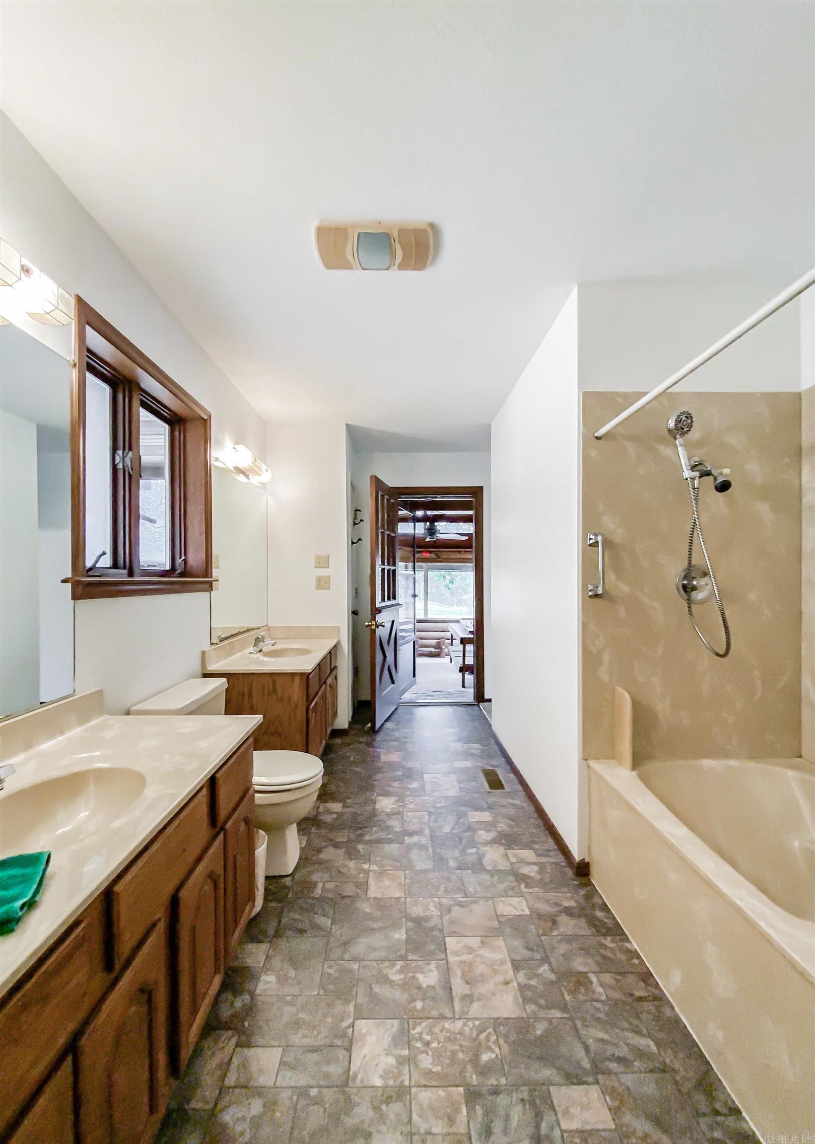 35  MC 6023  Yellville, AR