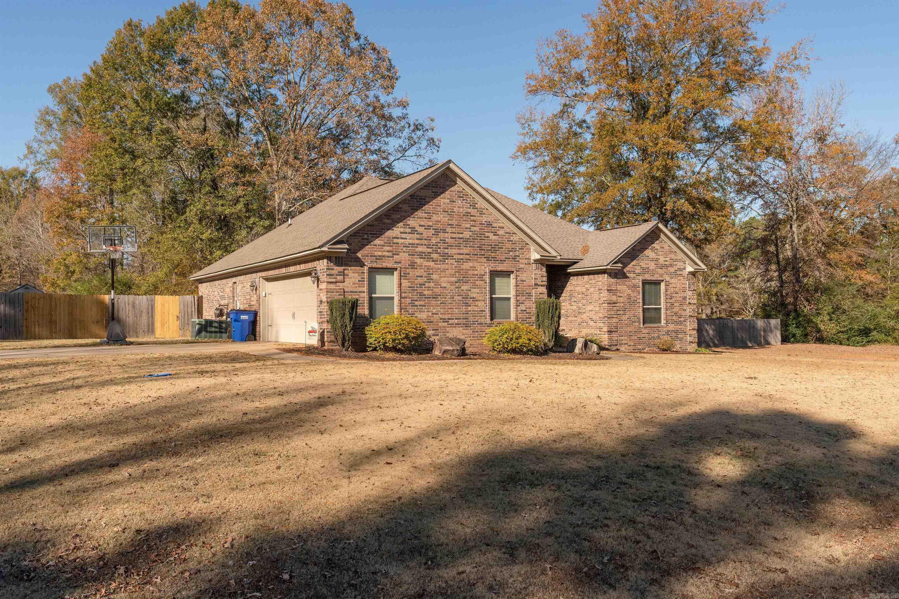 15  Annabelle  Greenbrier, AR