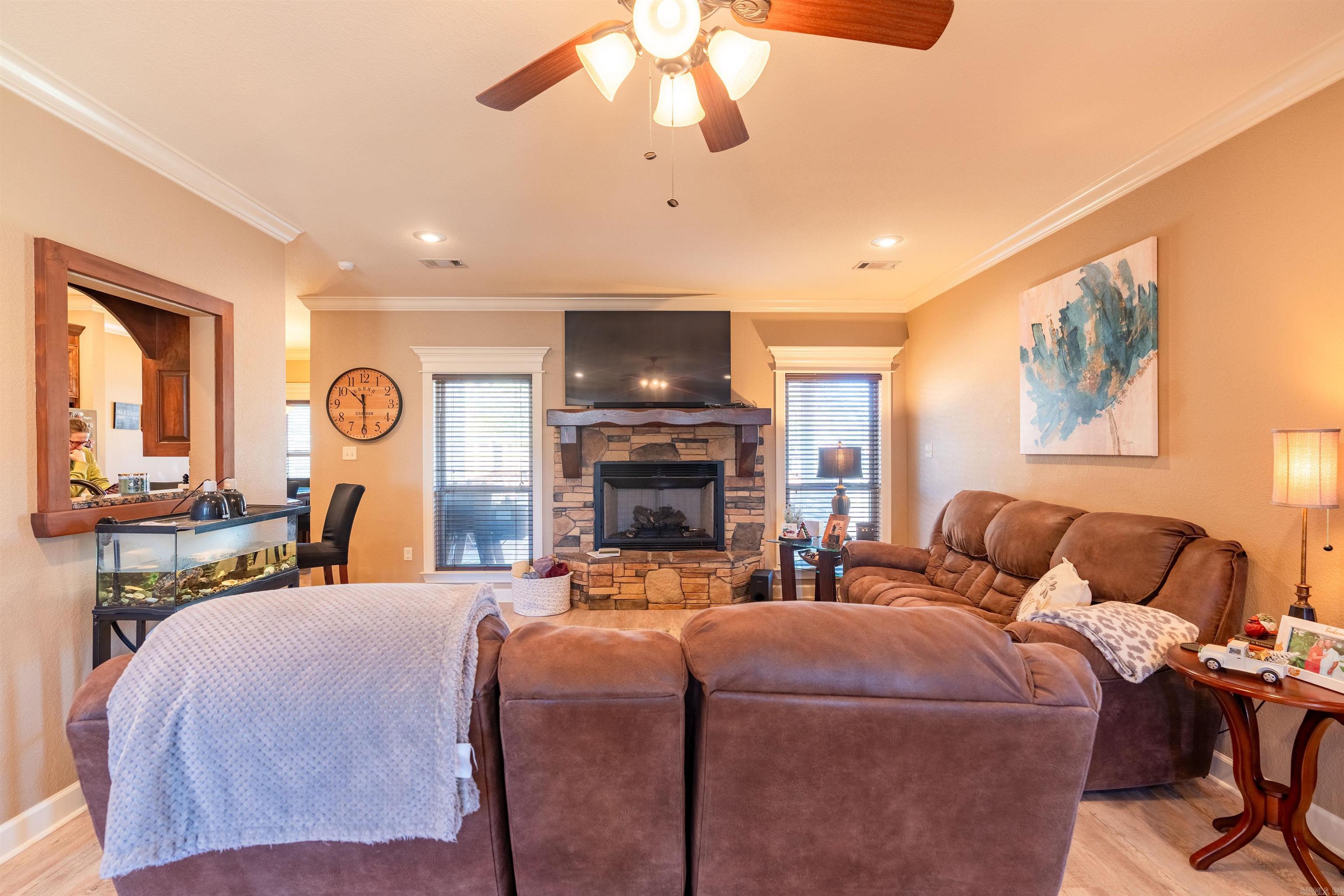 15  Annabelle  Greenbrier, AR