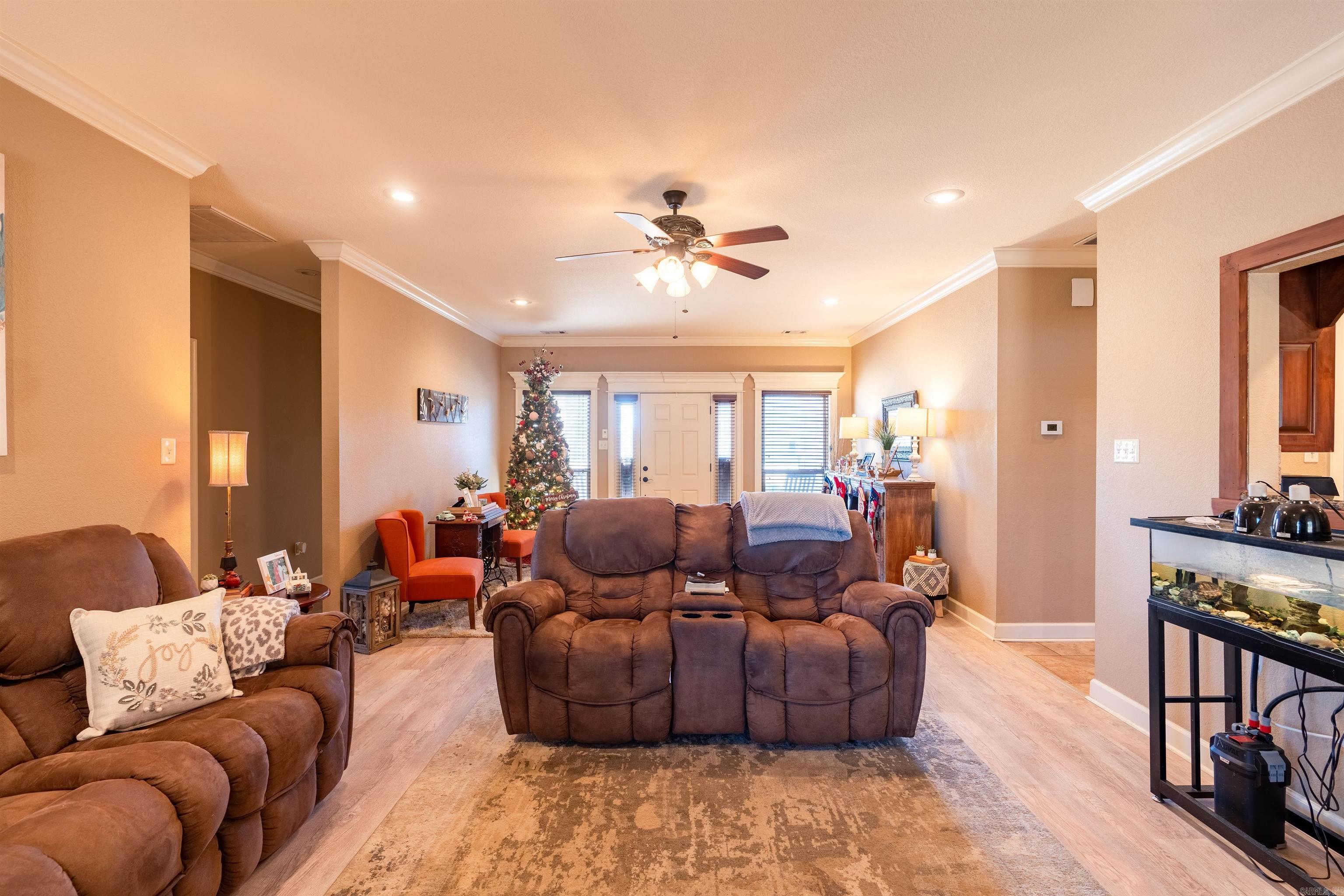 15  Annabelle  Greenbrier, AR