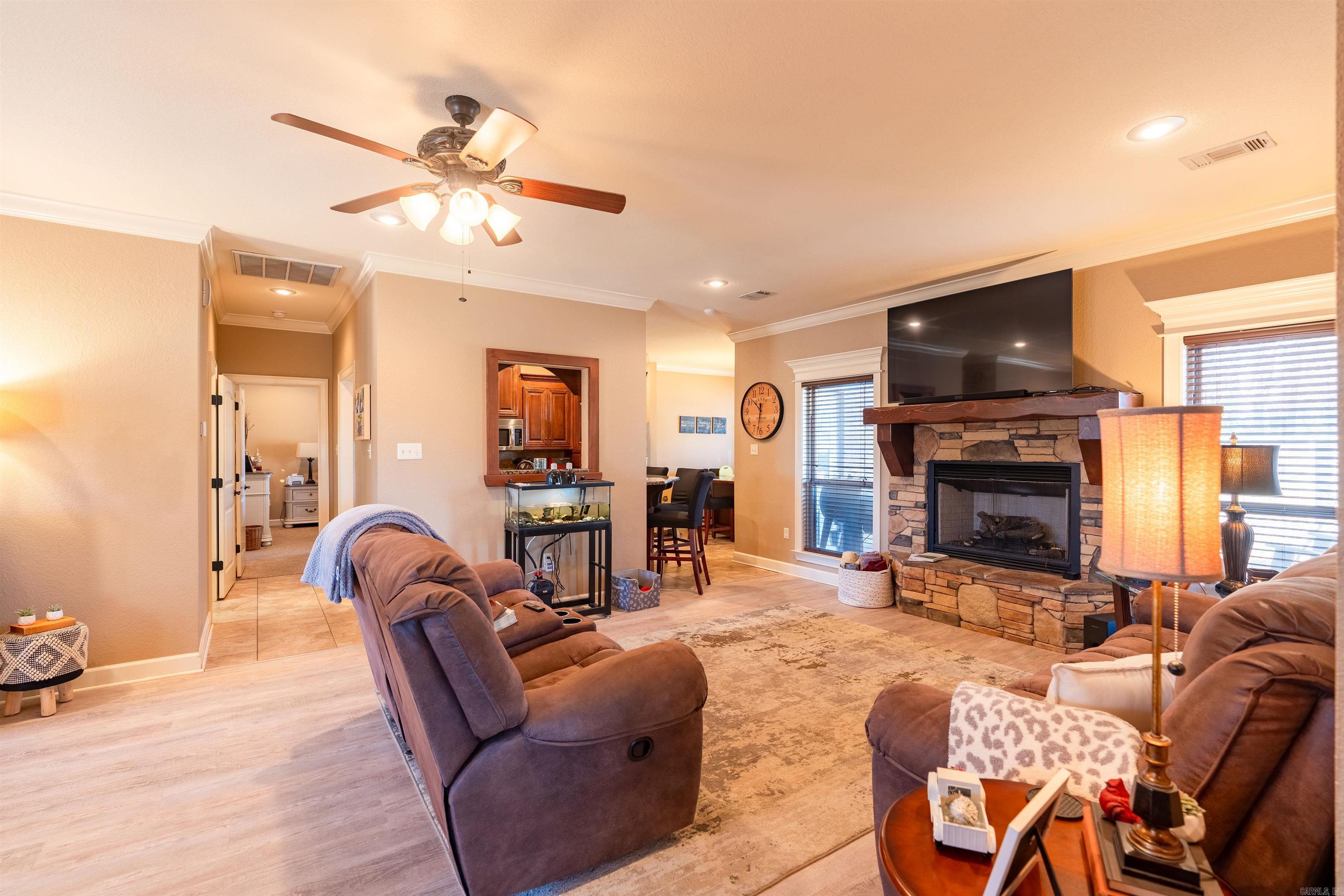 15  Annabelle  Greenbrier, AR