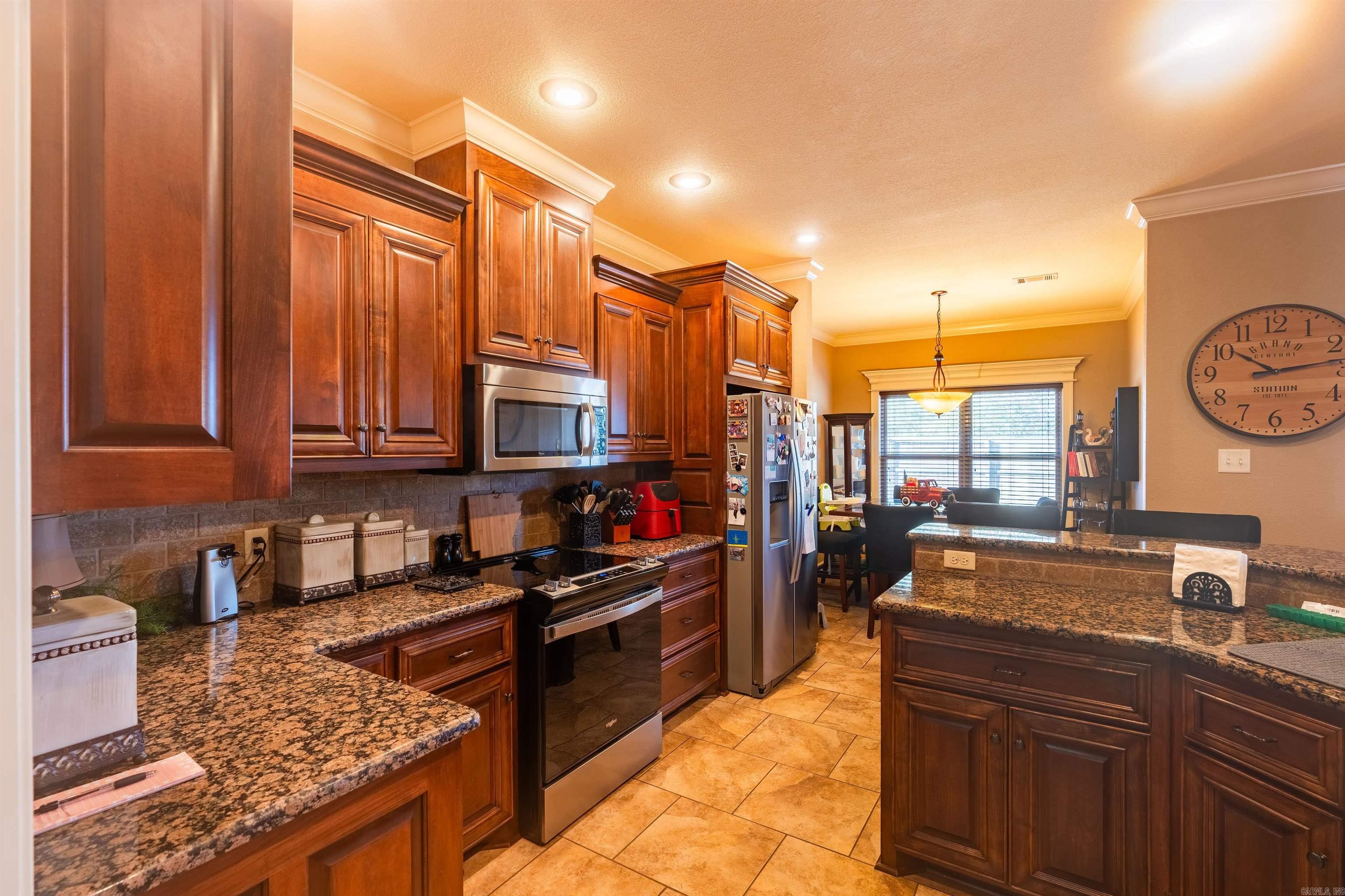 15  Annabelle  Greenbrier, AR