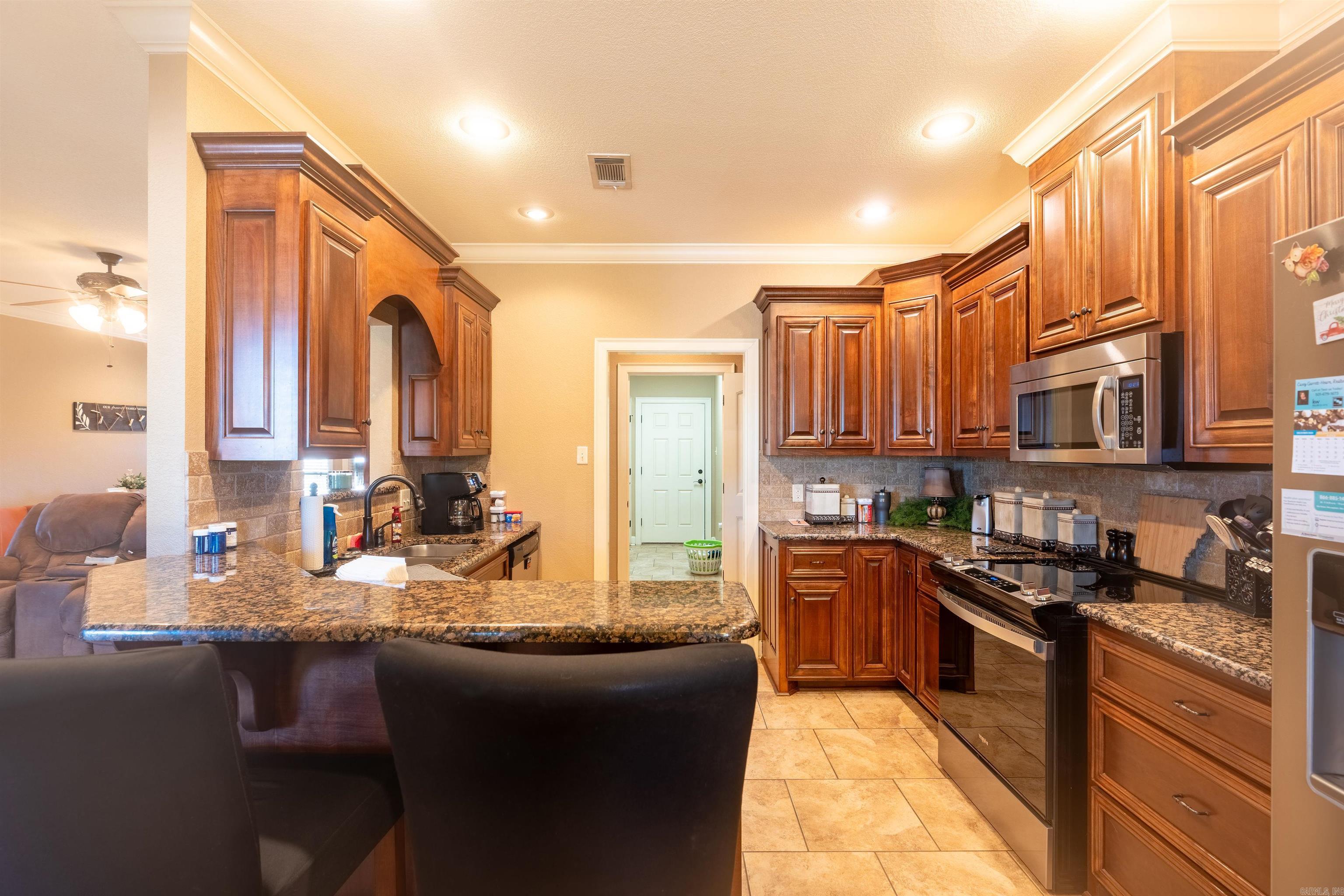 15  Annabelle  Greenbrier, AR