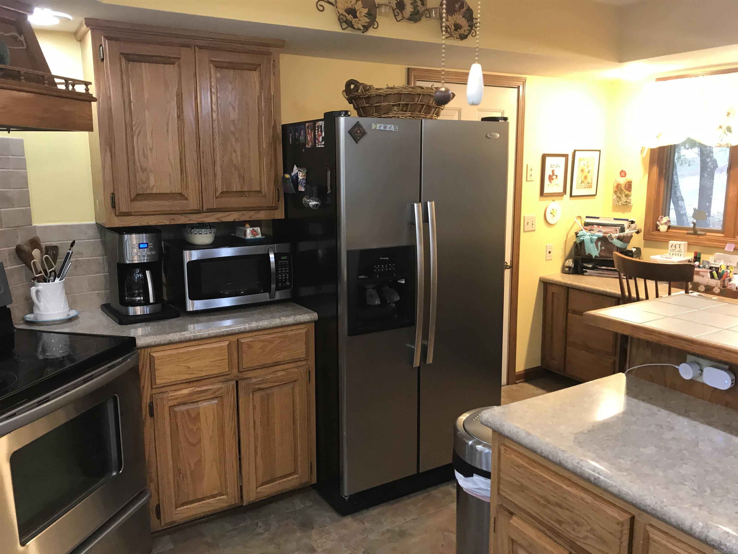 319 Snead Dr. Fairfield Bay, AR 72088-0000
