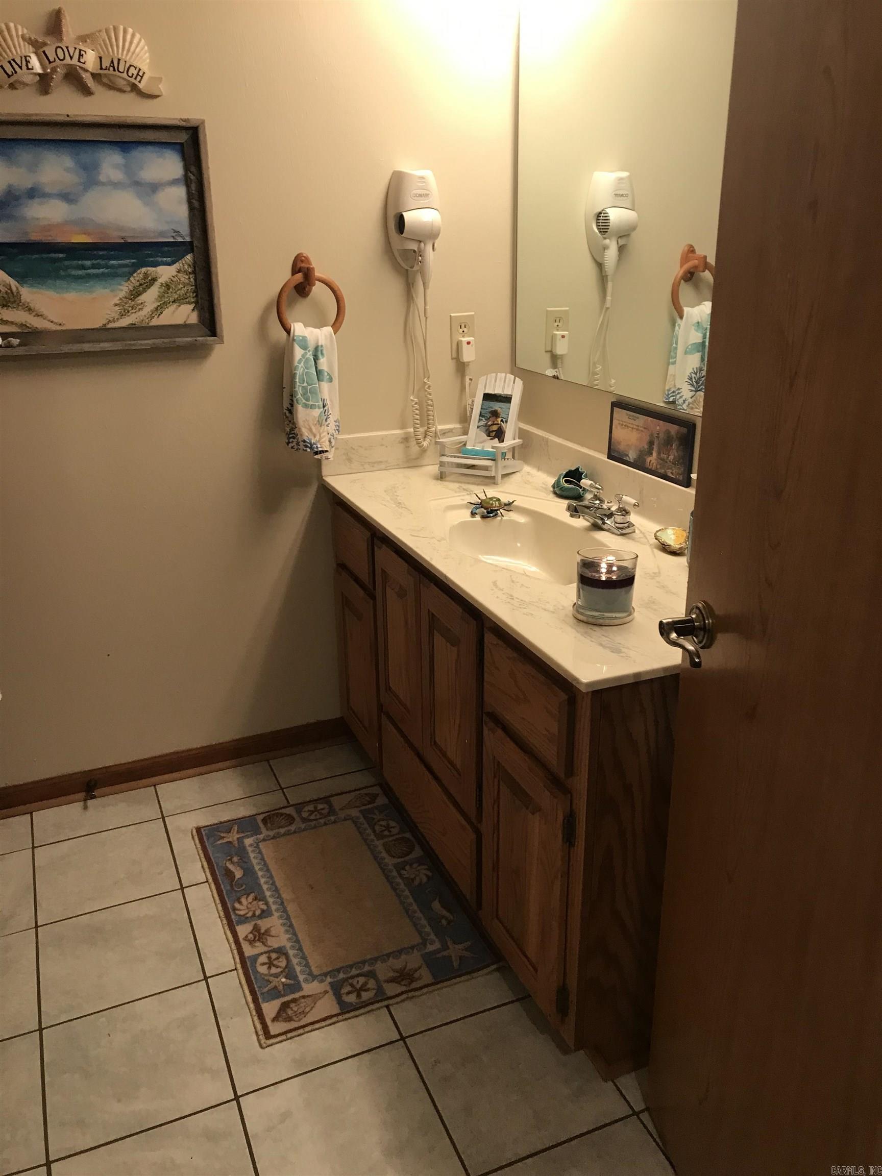 319 Snead Dr. Fairfield Bay, AR 72088-0000