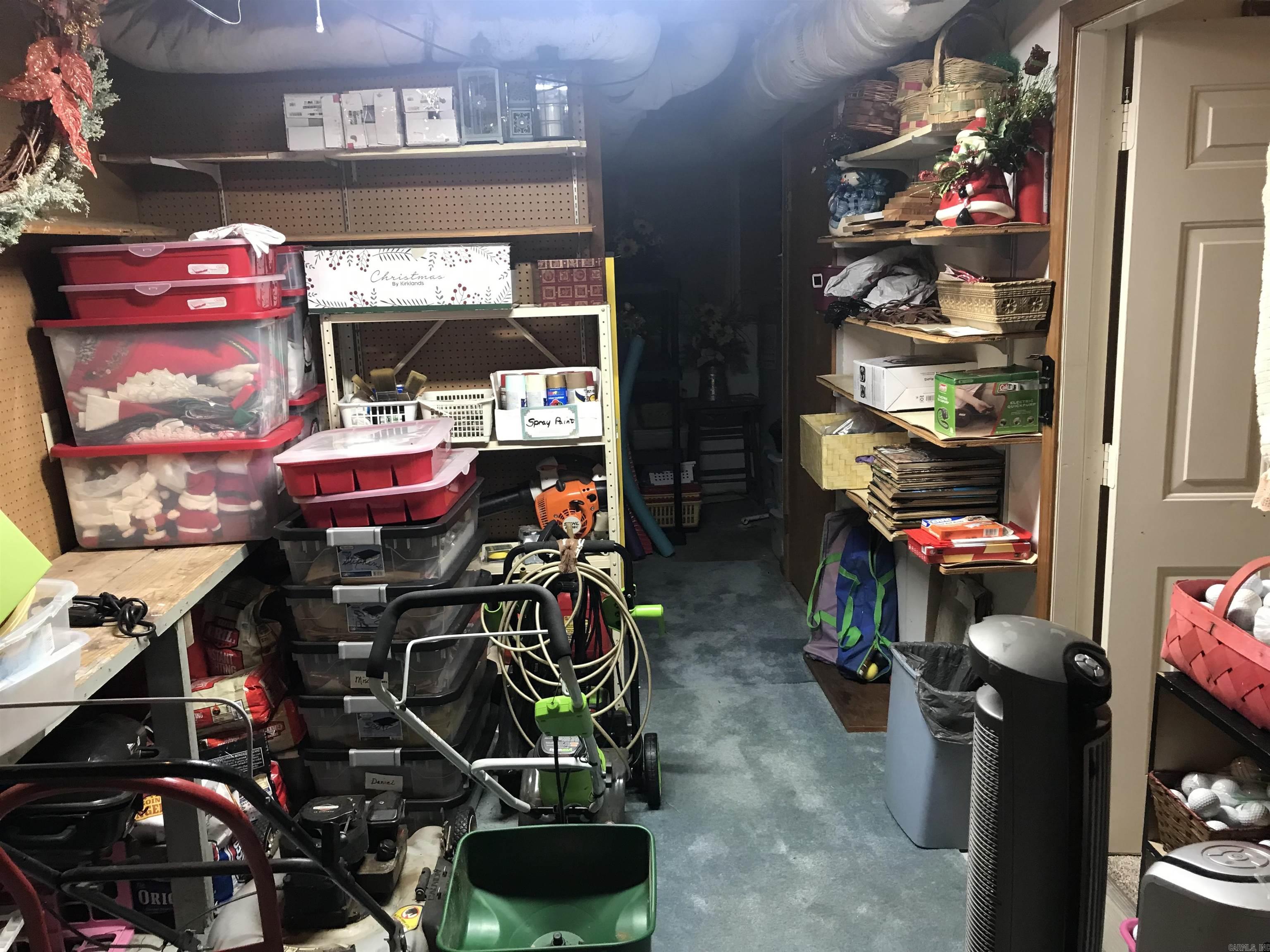 319 Snead Dr. Fairfield Bay, AR 72088-0000