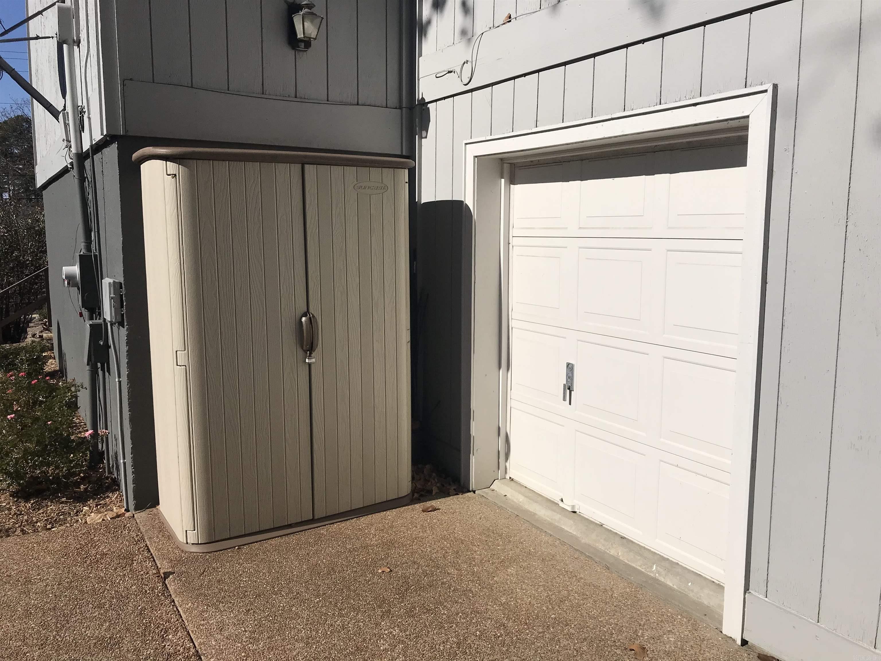 319 Snead Dr. Fairfield Bay, AR 72088-0000