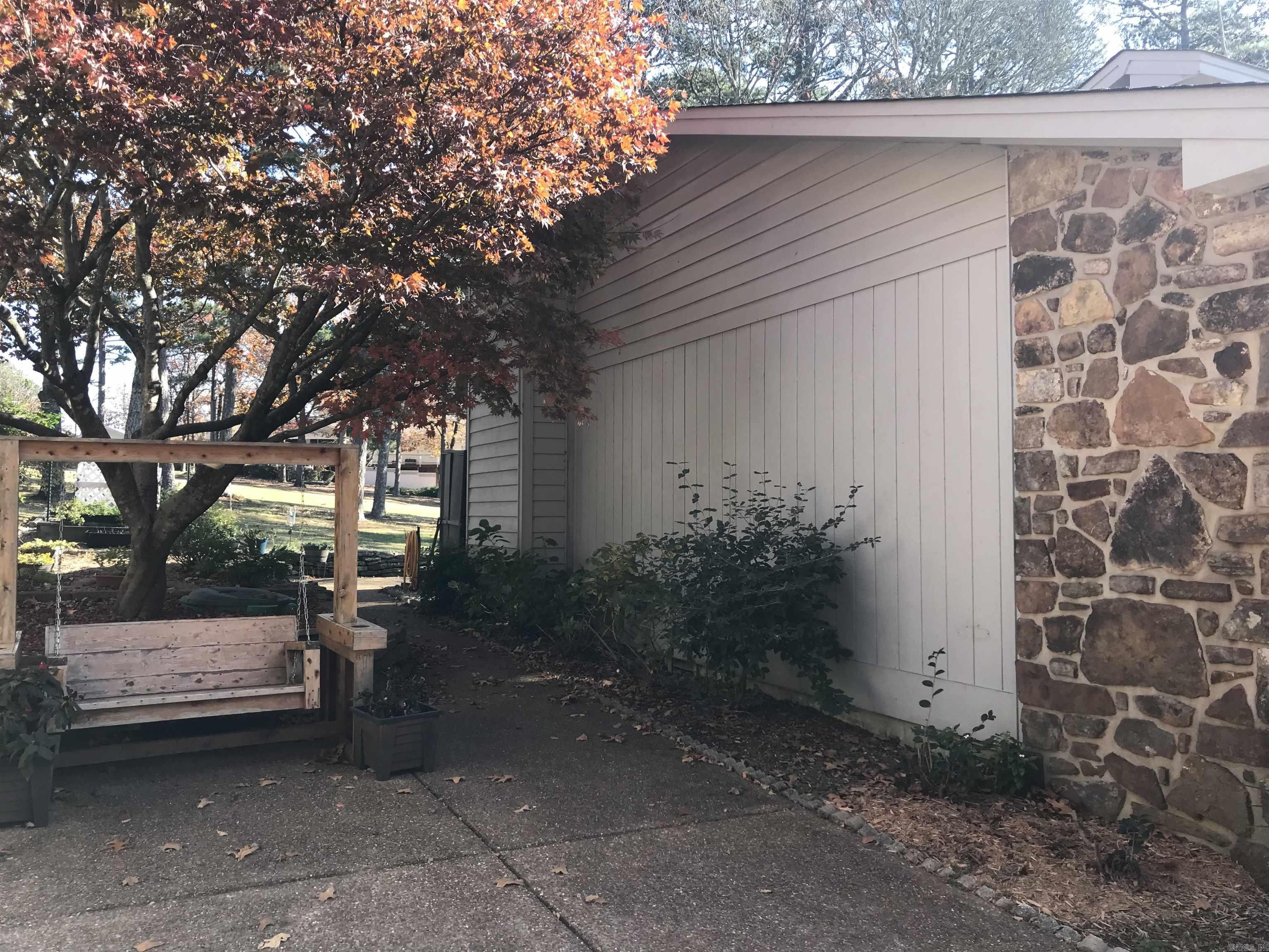 319 Snead Dr. Fairfield Bay, AR 72088-0000