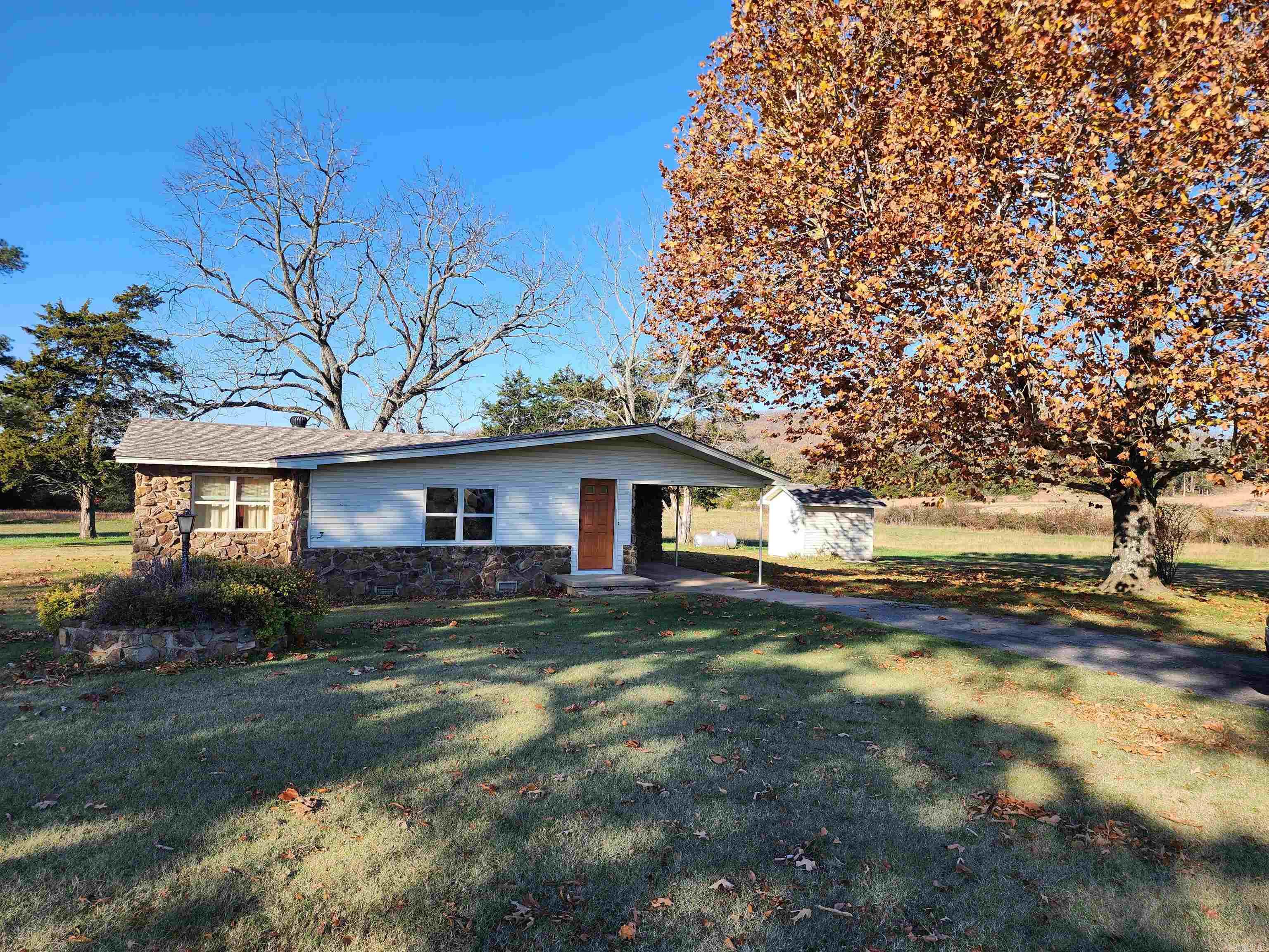 548  New Hart  Rose Bud, AR