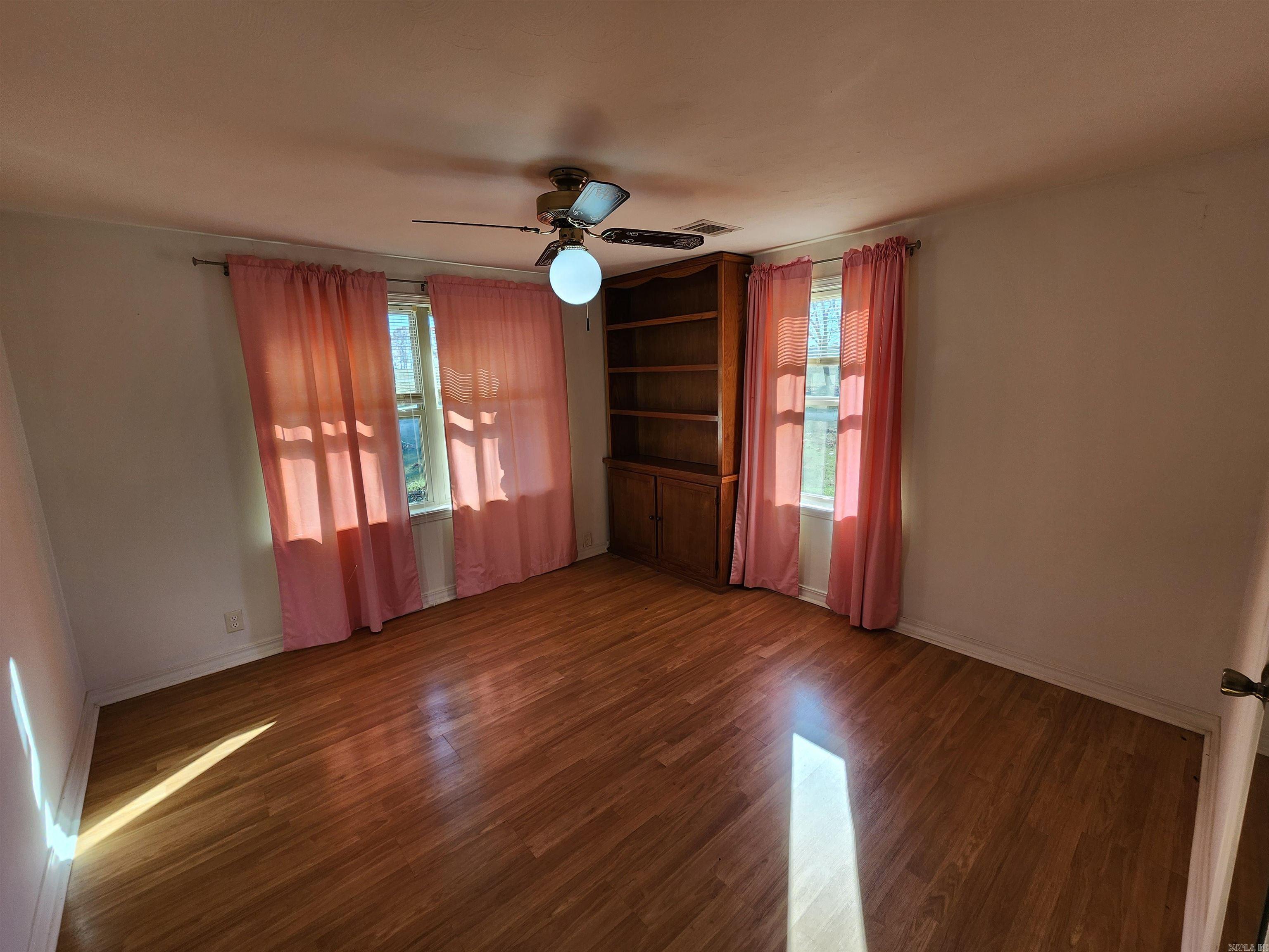 548  New Hart  Rose Bud, AR