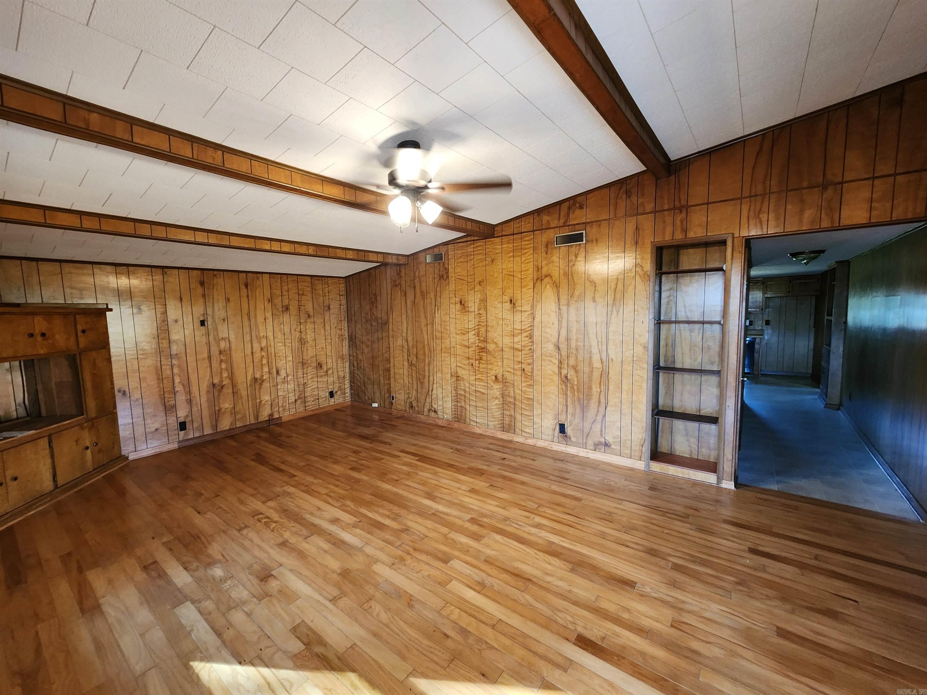 548  New Hart  Rose Bud, AR