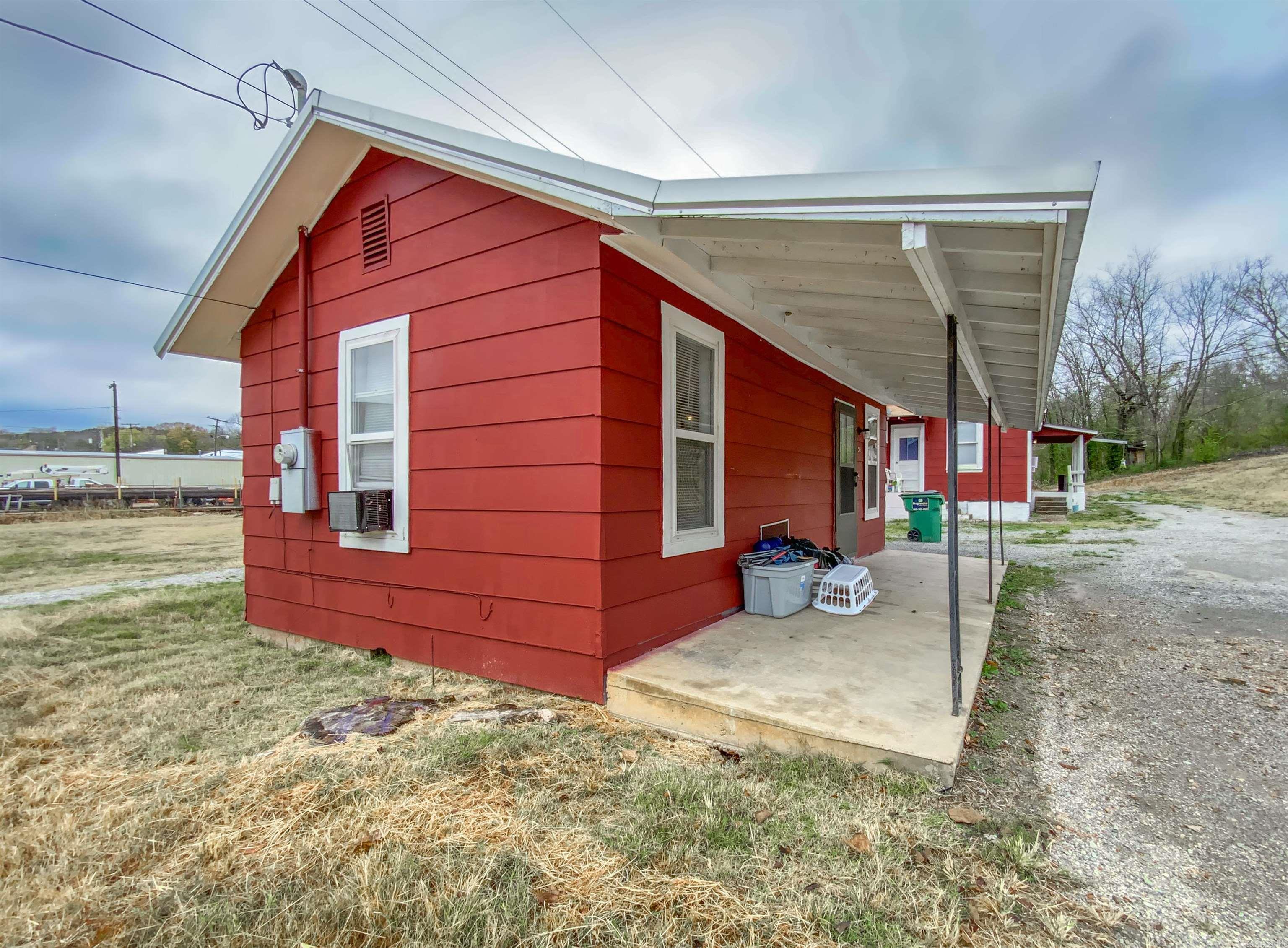 362  Fallen Ash  Yellville, AR