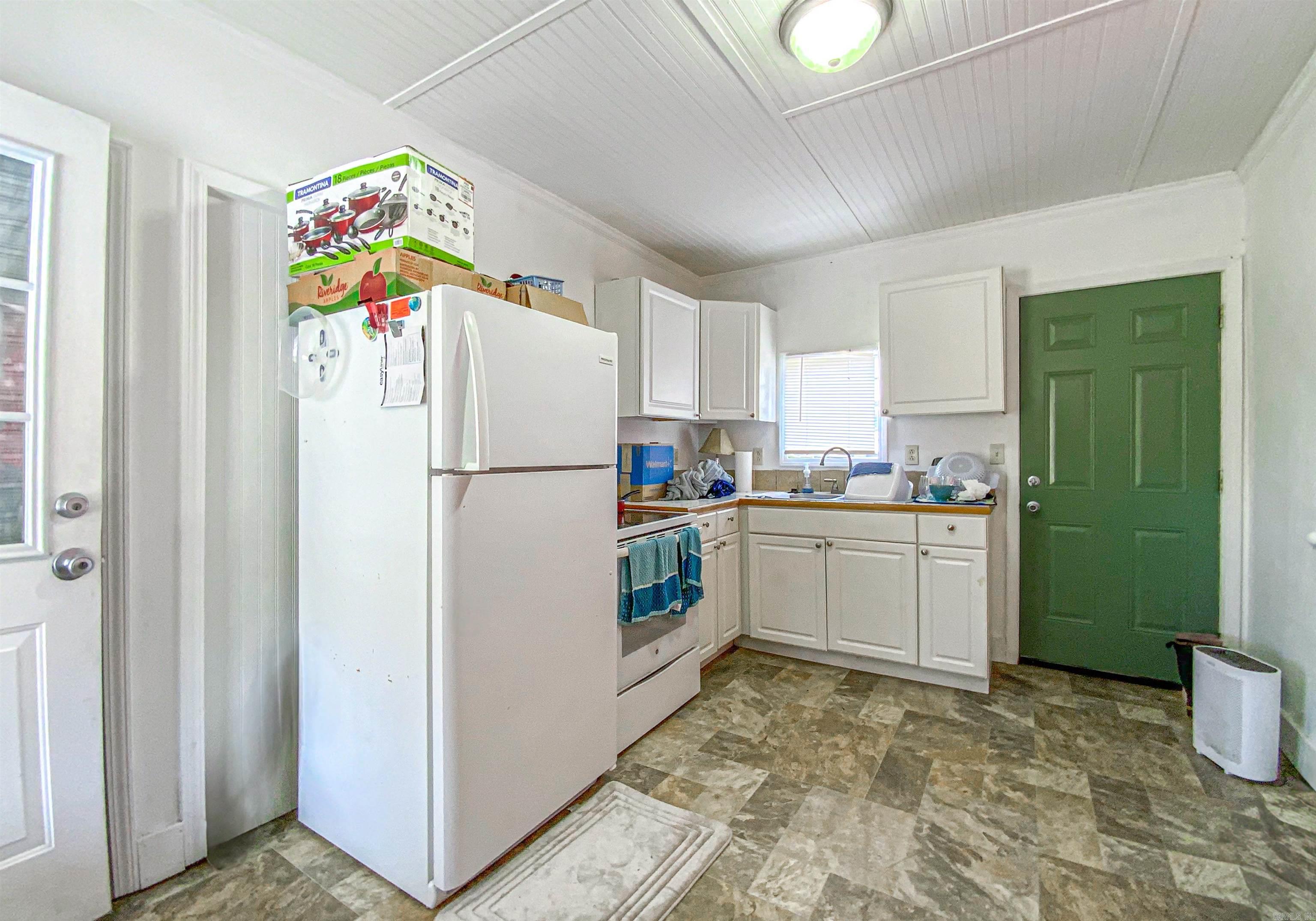 362  Fallen Ash  Yellville, AR