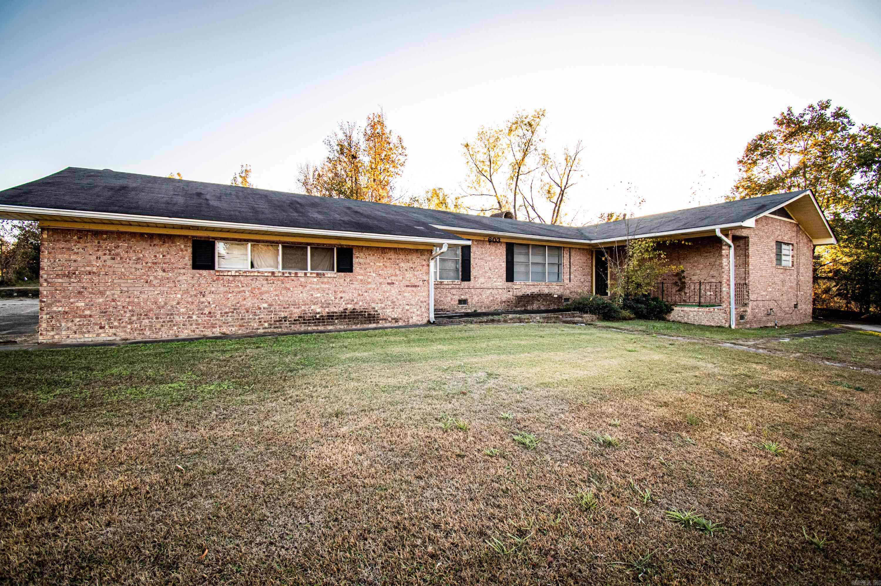 603 W 5Th St  El Dorado, AR
