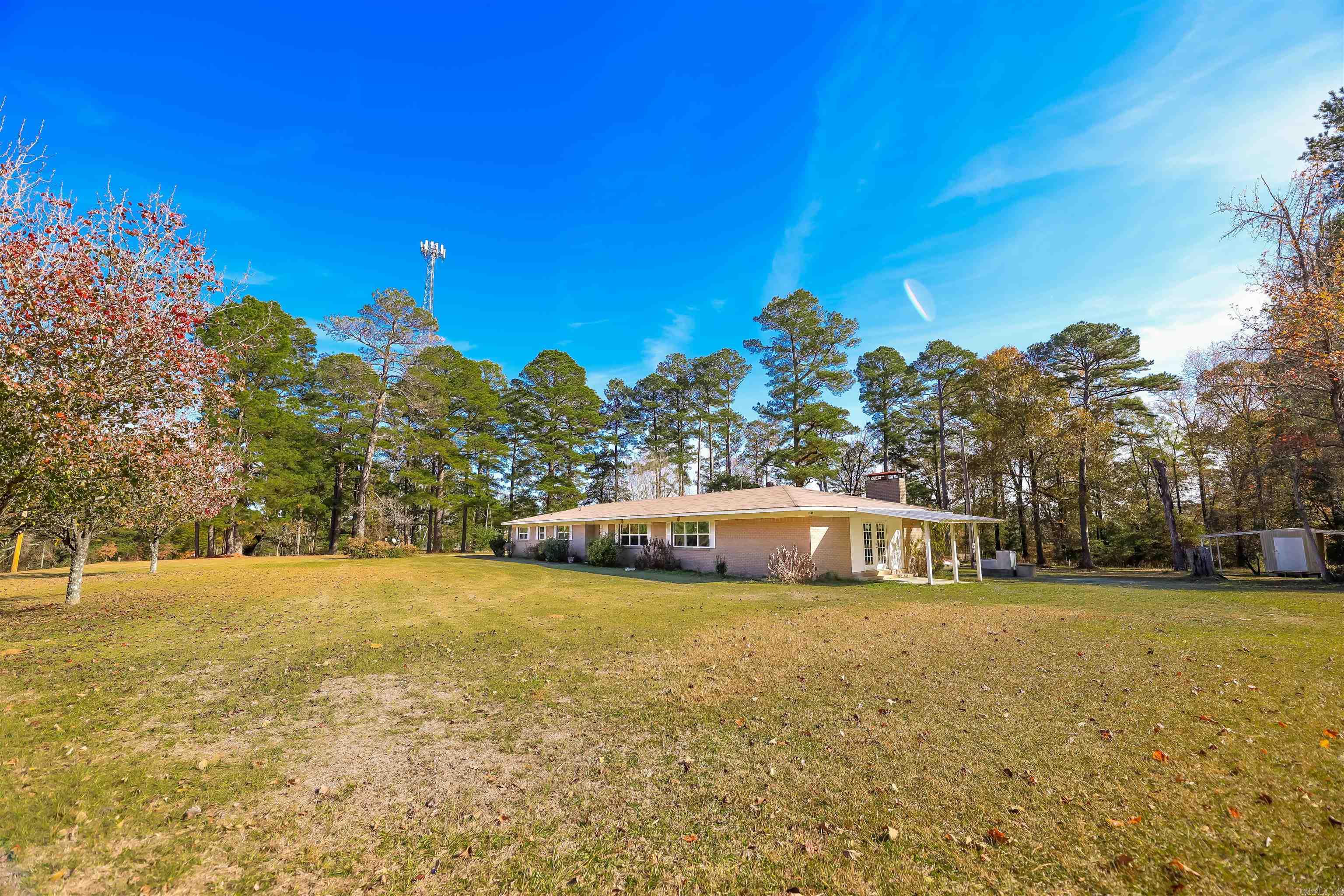 106 Ouachita 125 Camden, AR 71701
