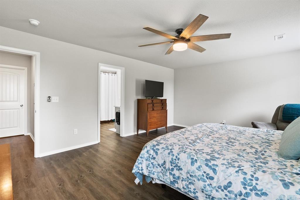 5077  Red Fox  Bauxite, AR