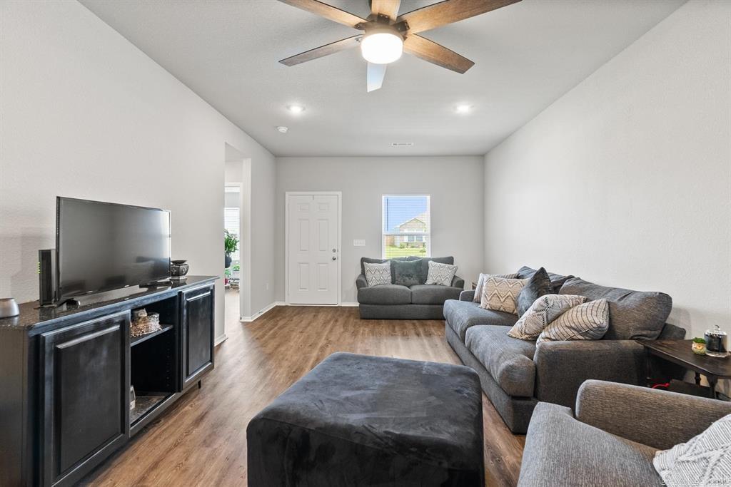 5077  Red Fox  Bauxite, AR