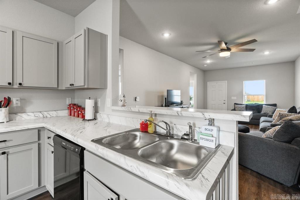 5077  Red Fox  Bauxite, AR
