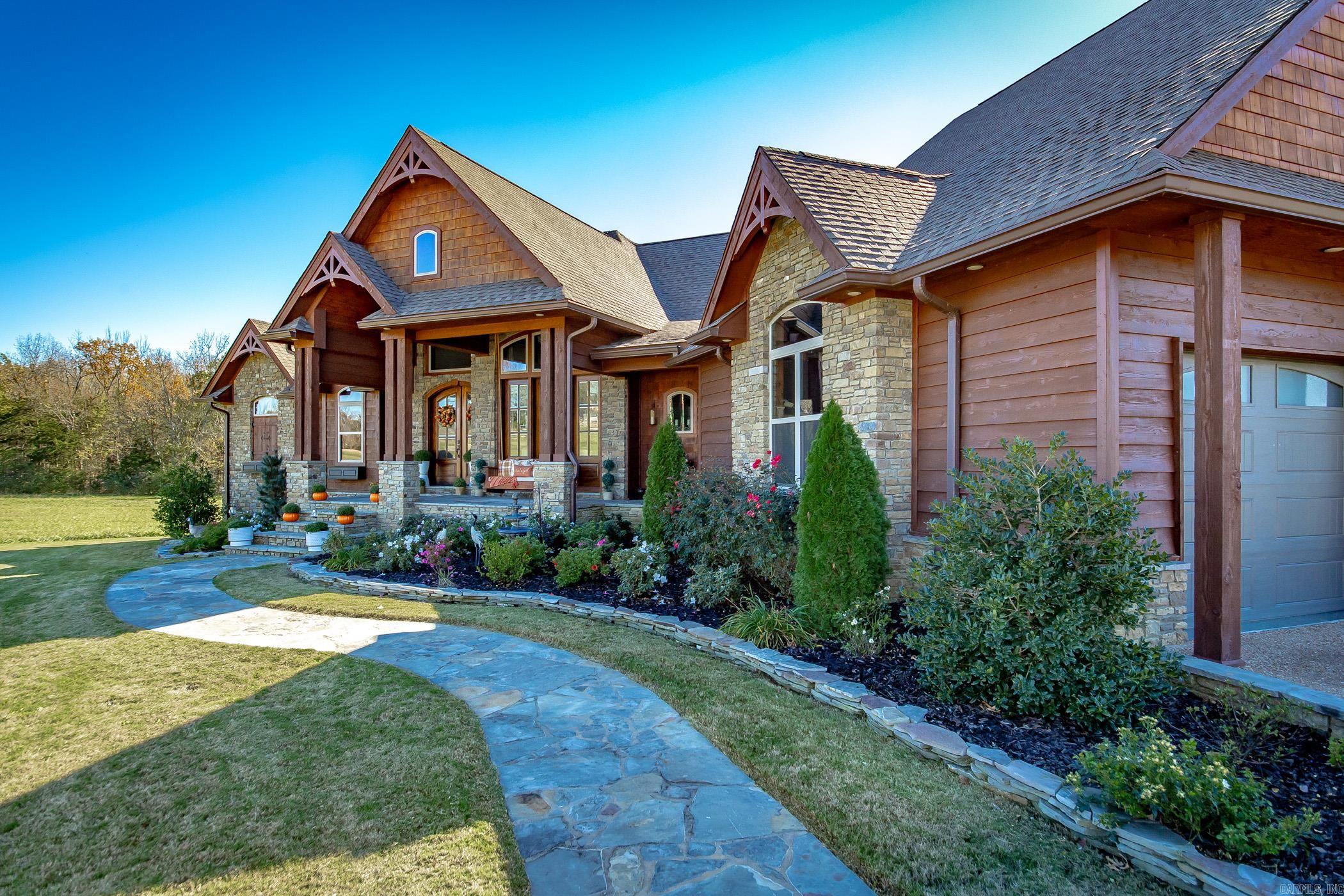133  Osage  Mountain View, AR
