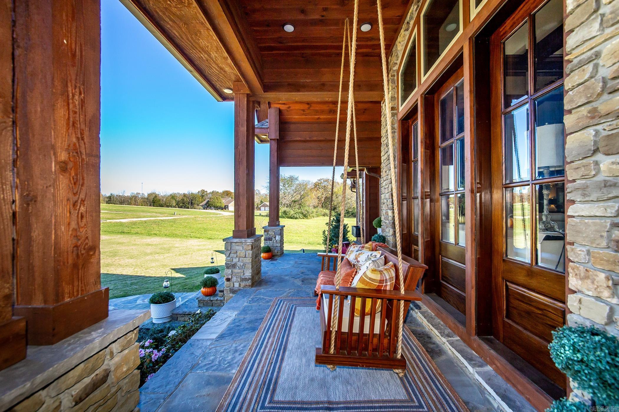 133  Osage  Mountain View, AR