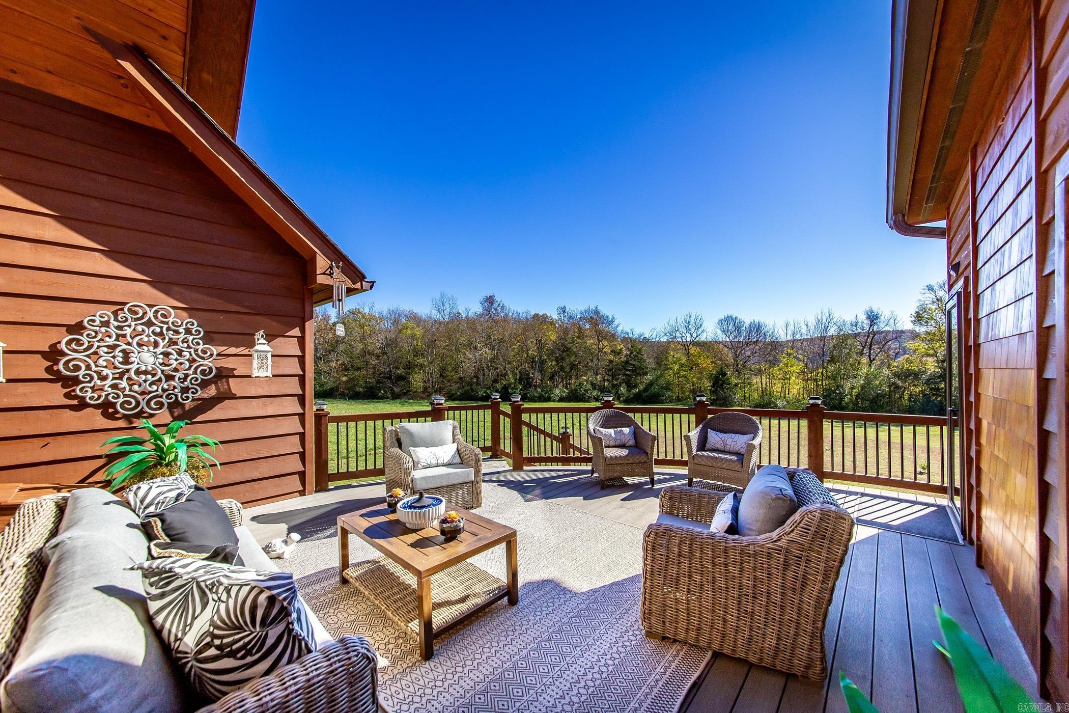 133  Osage  Mountain View, AR