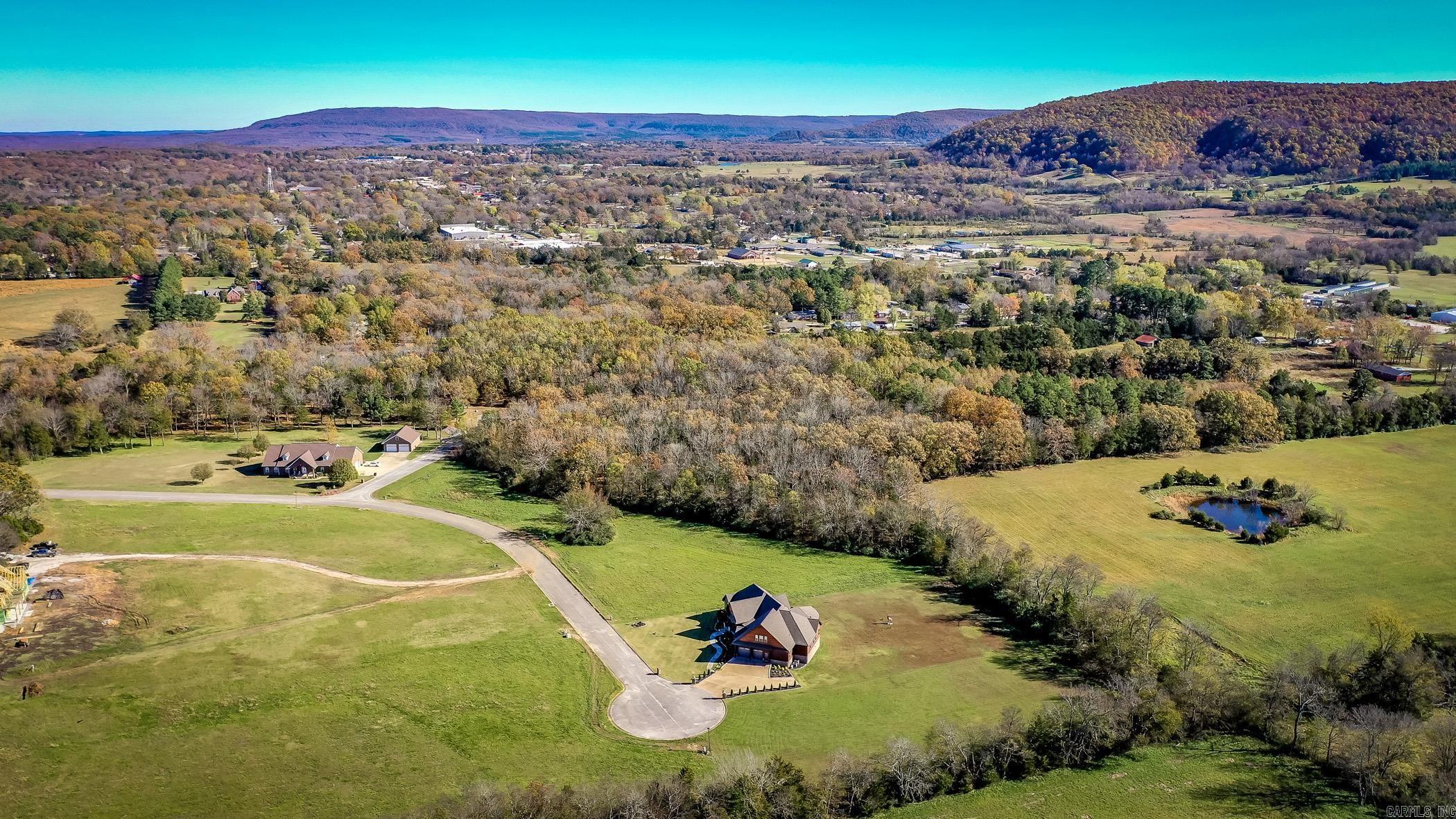 133  Osage  Mountain View, AR