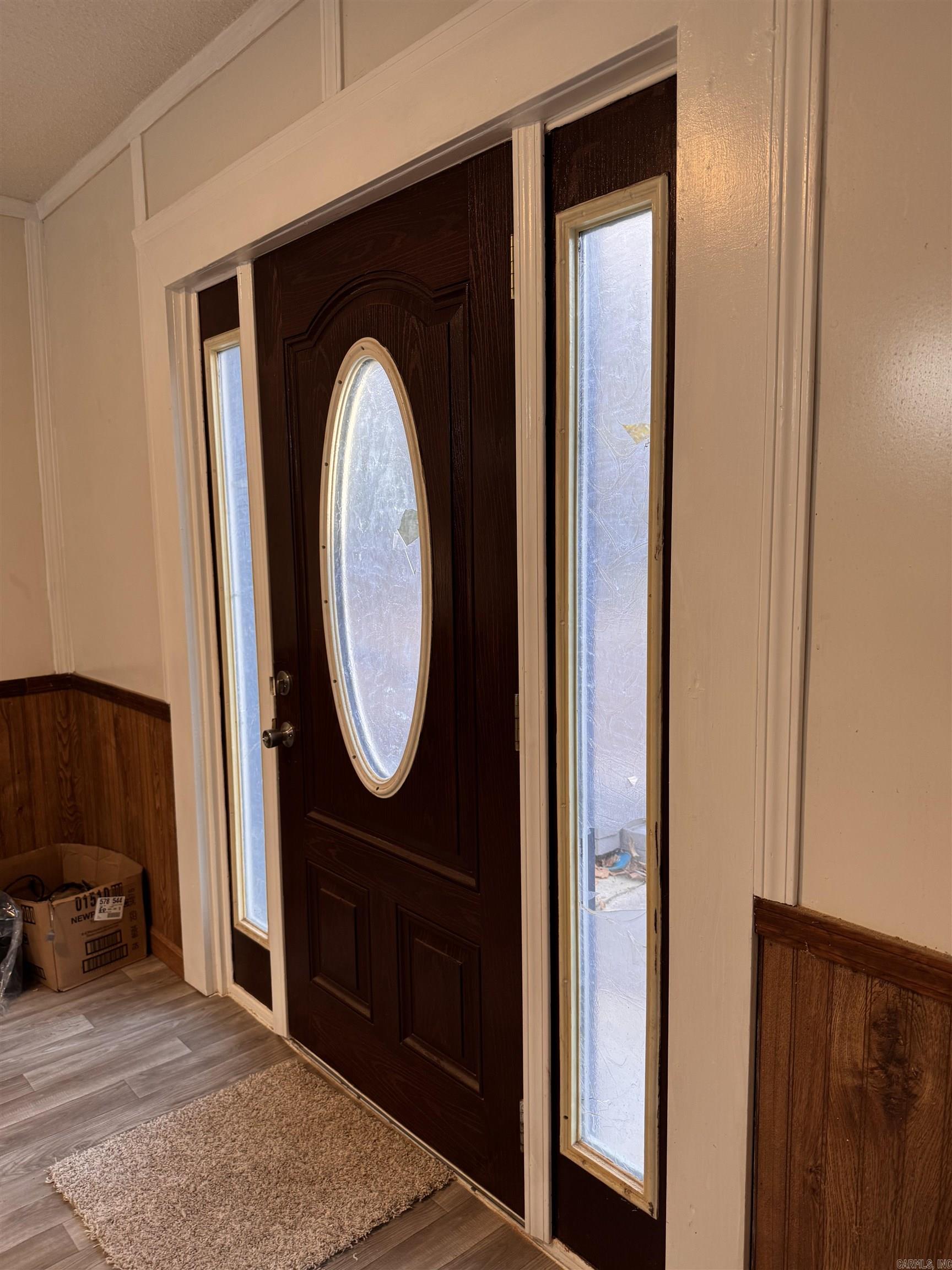 2509  O C  White, AR