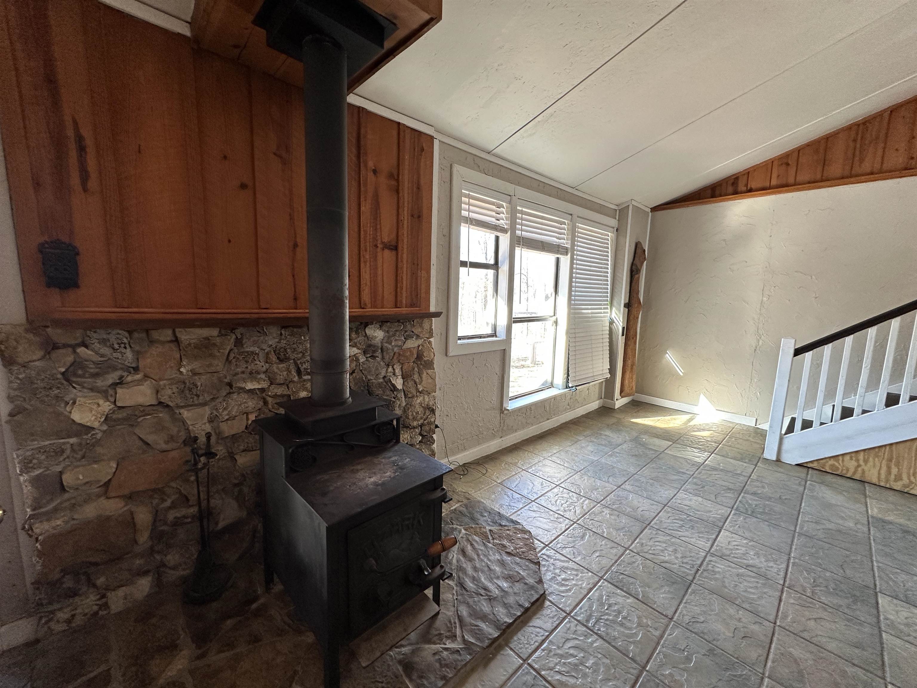 81 Butterfly Lane Flippin, AR 72634
