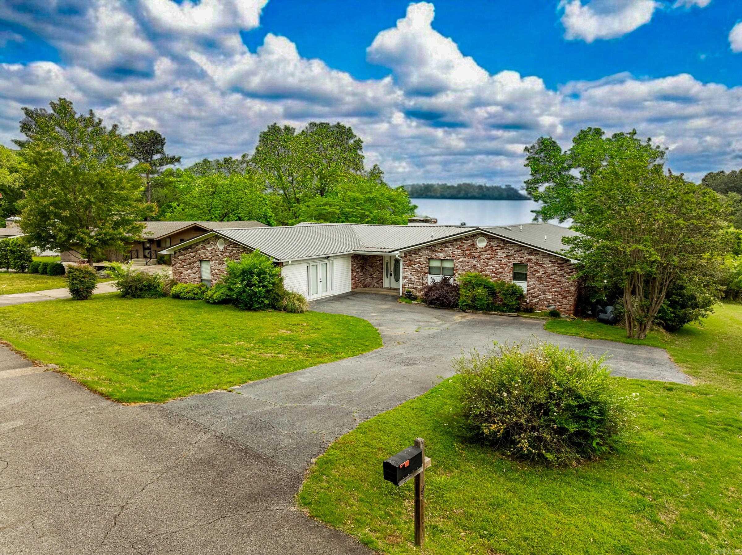 2535  Beach  Heber Springs, AR