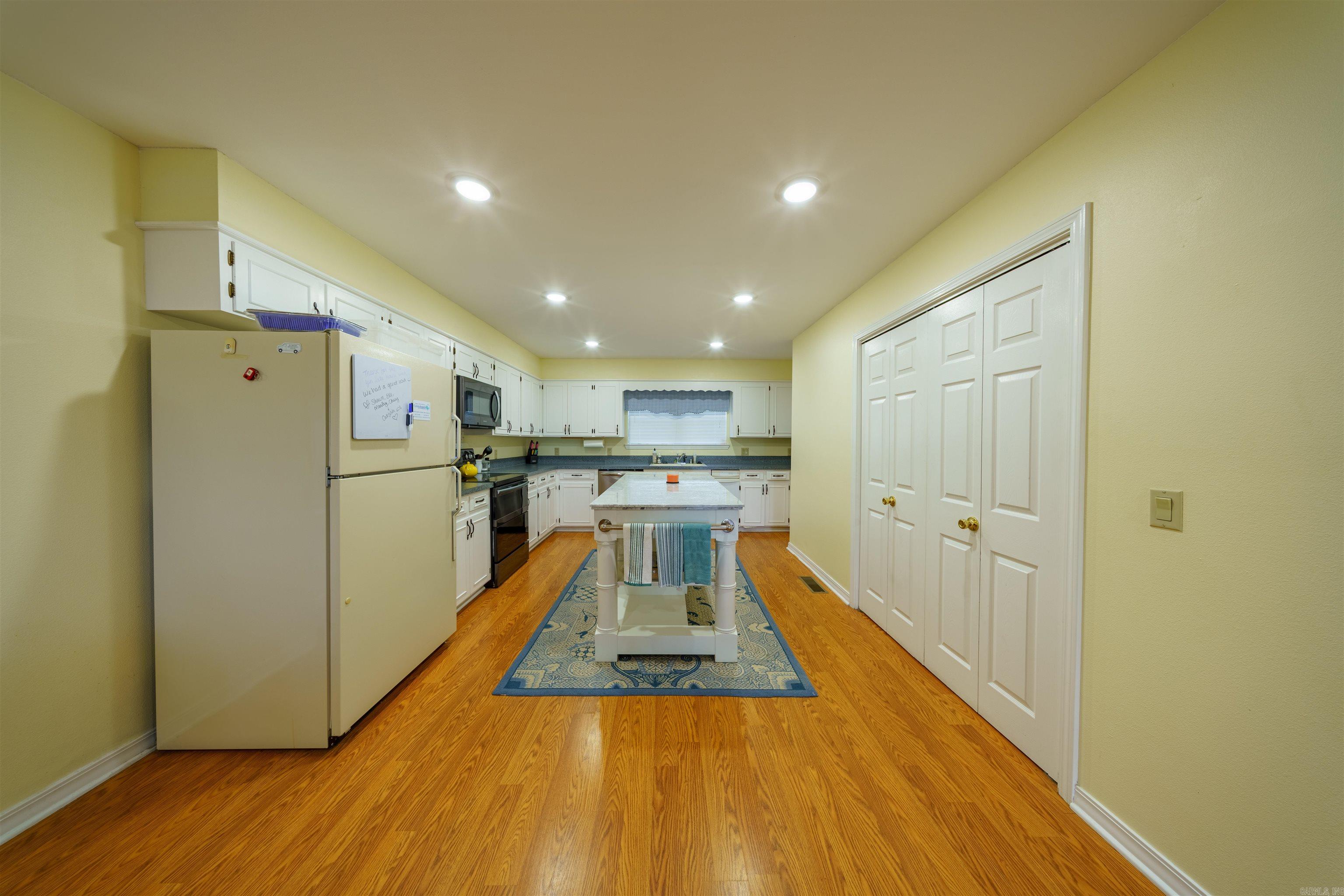2535  Beach  Heber Springs, AR