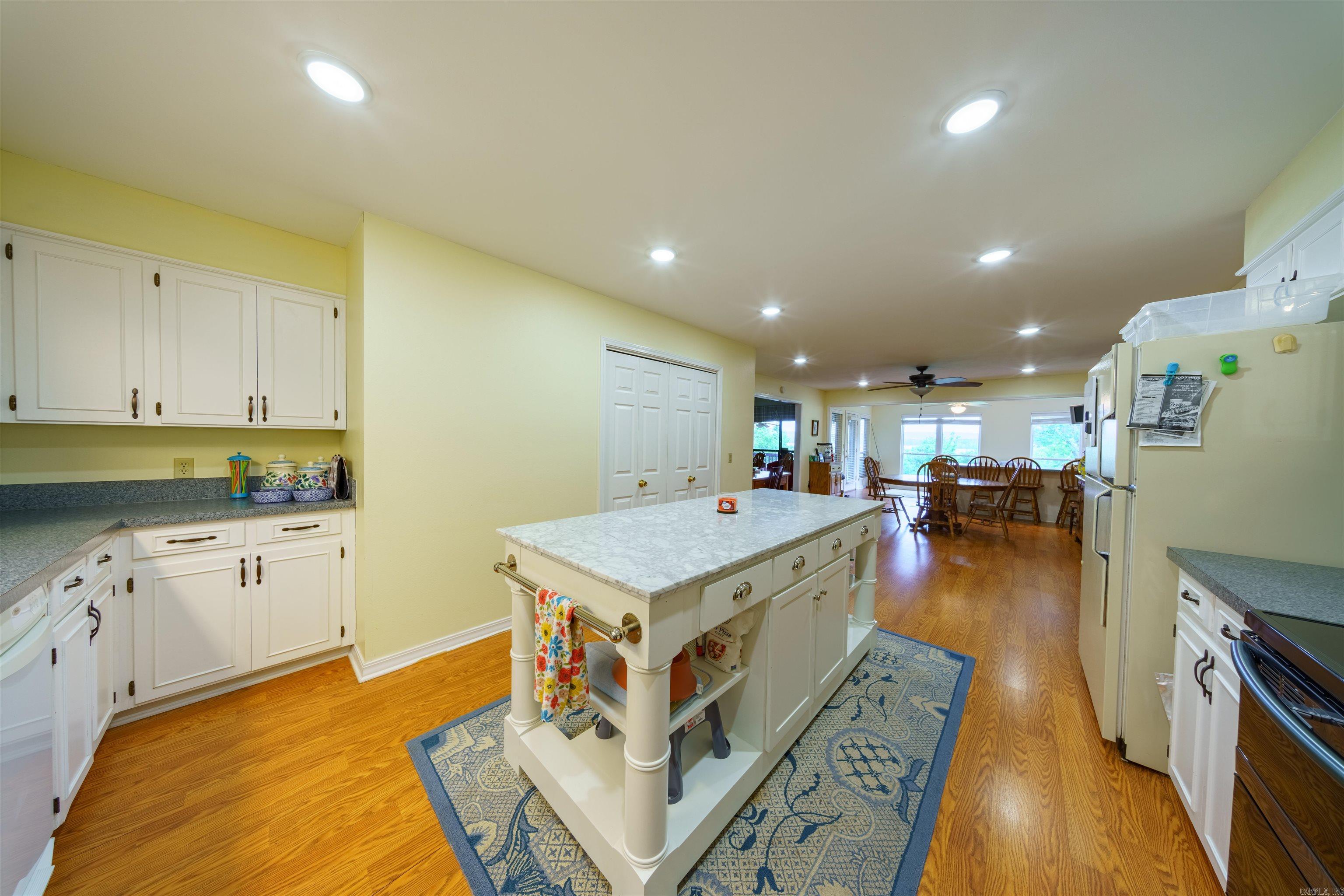 2535  Beach  Heber Springs, AR