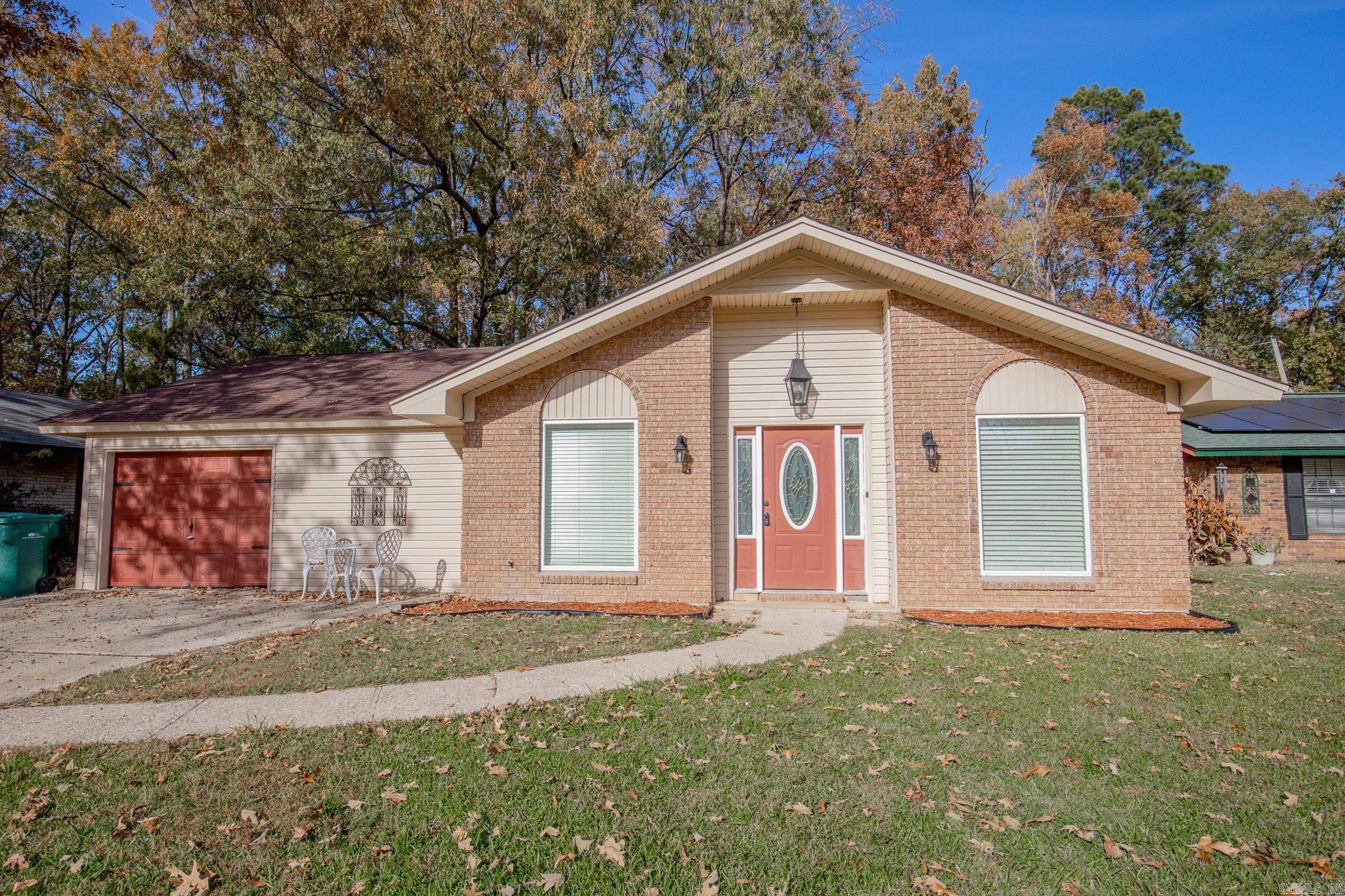 6905  White Oak  White Hall, AR