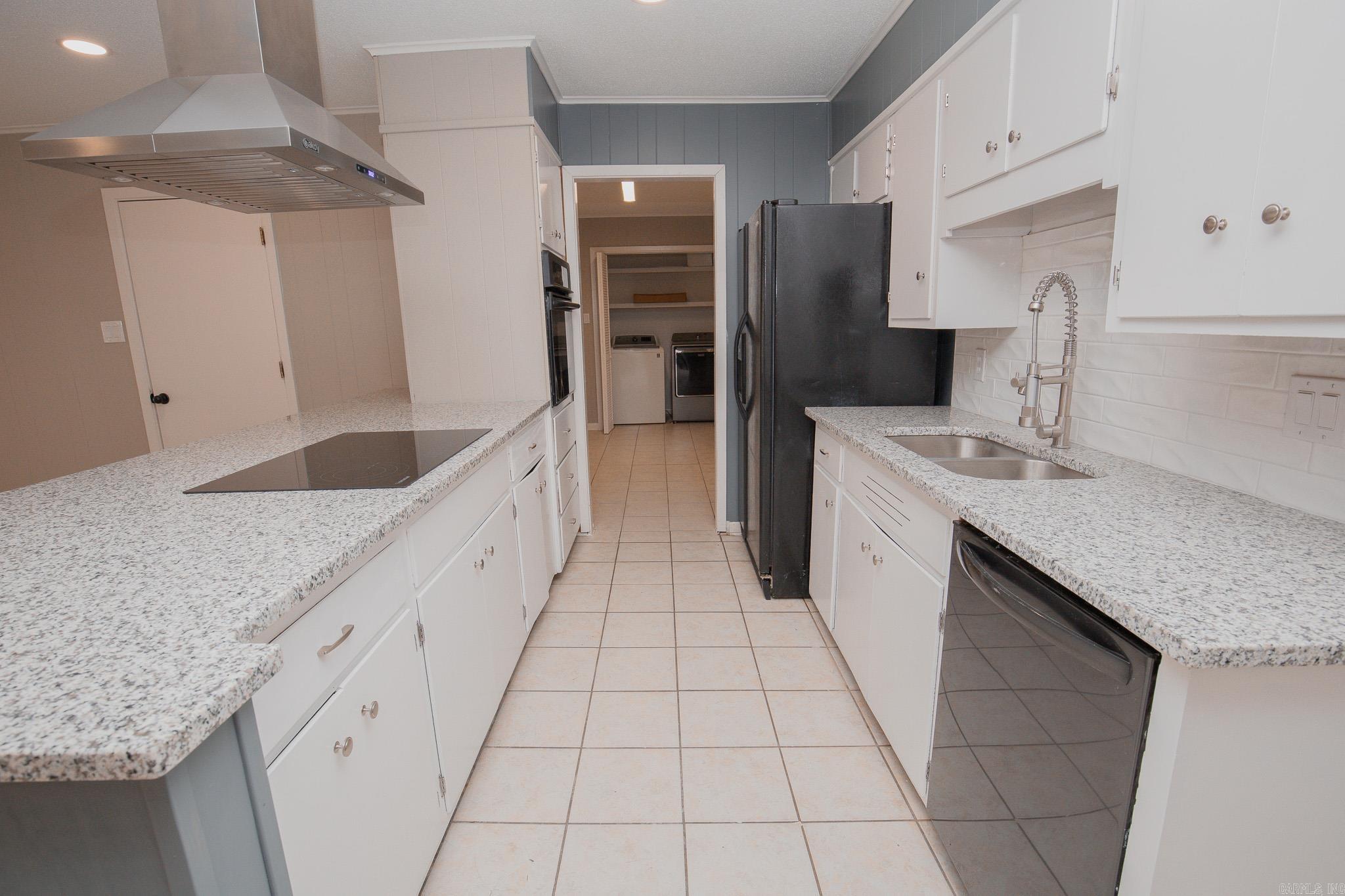 6905  White Oak  White Hall, AR