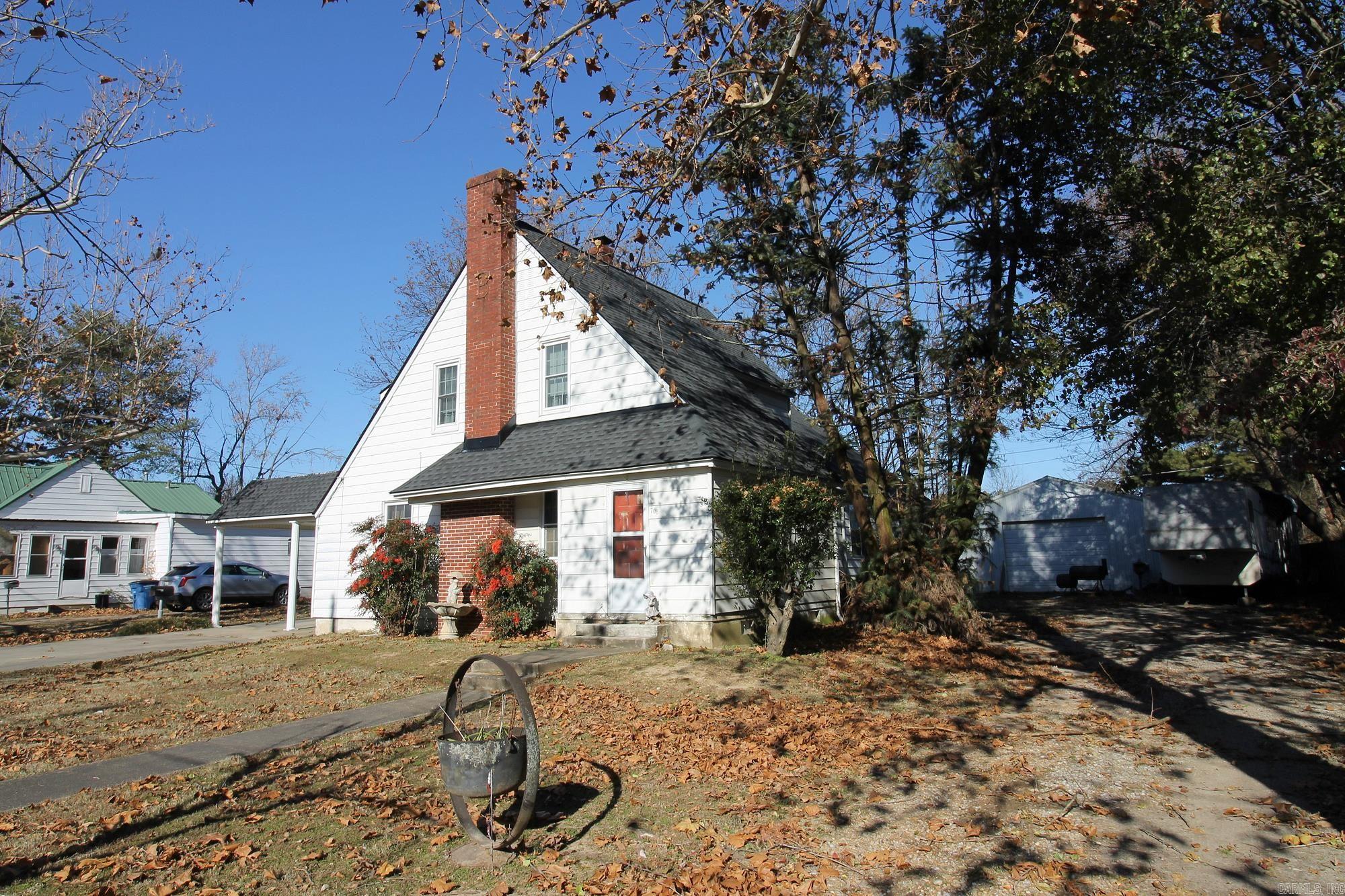 708 W 6th  Rector, AR