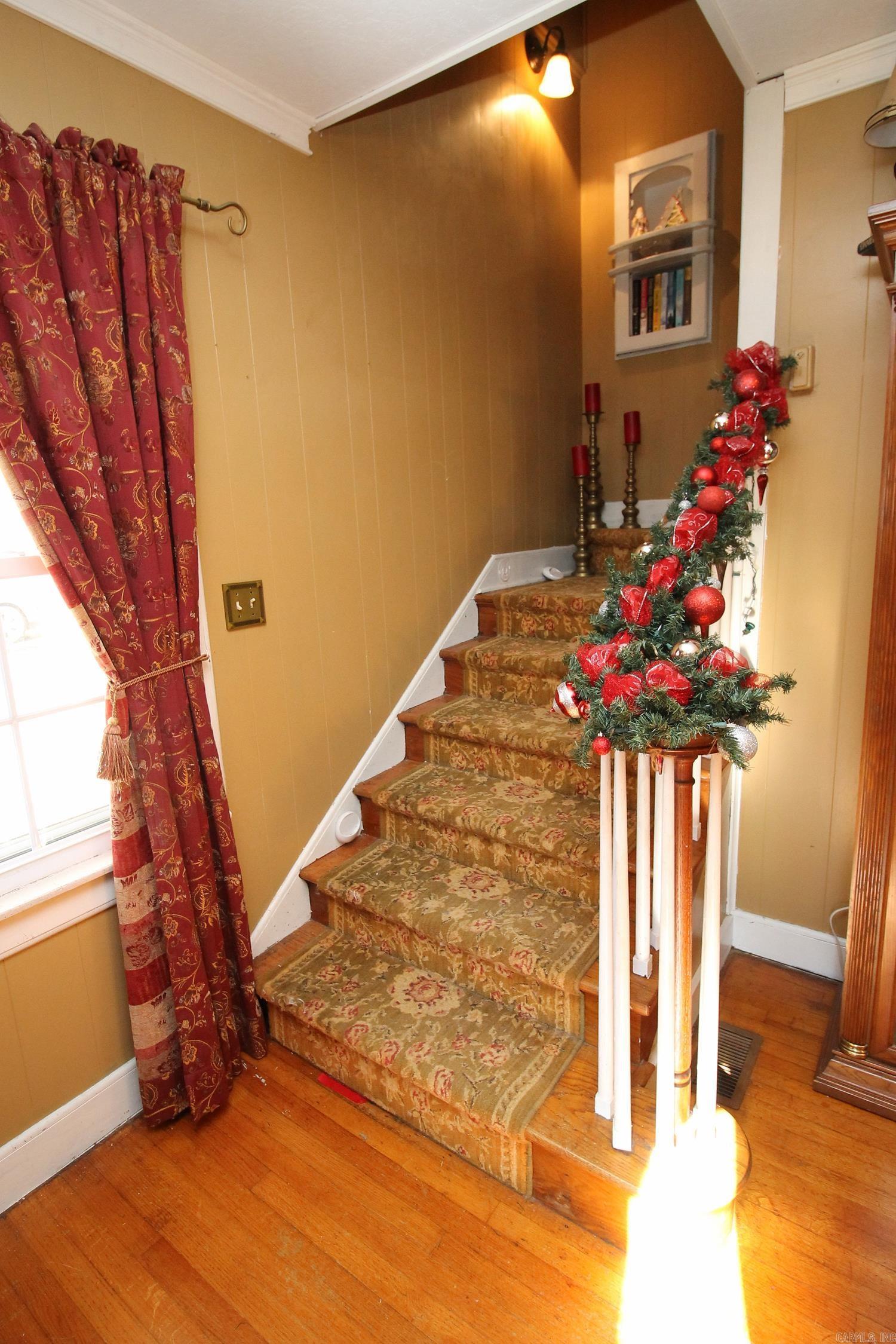 708 W 6th  Rector, AR