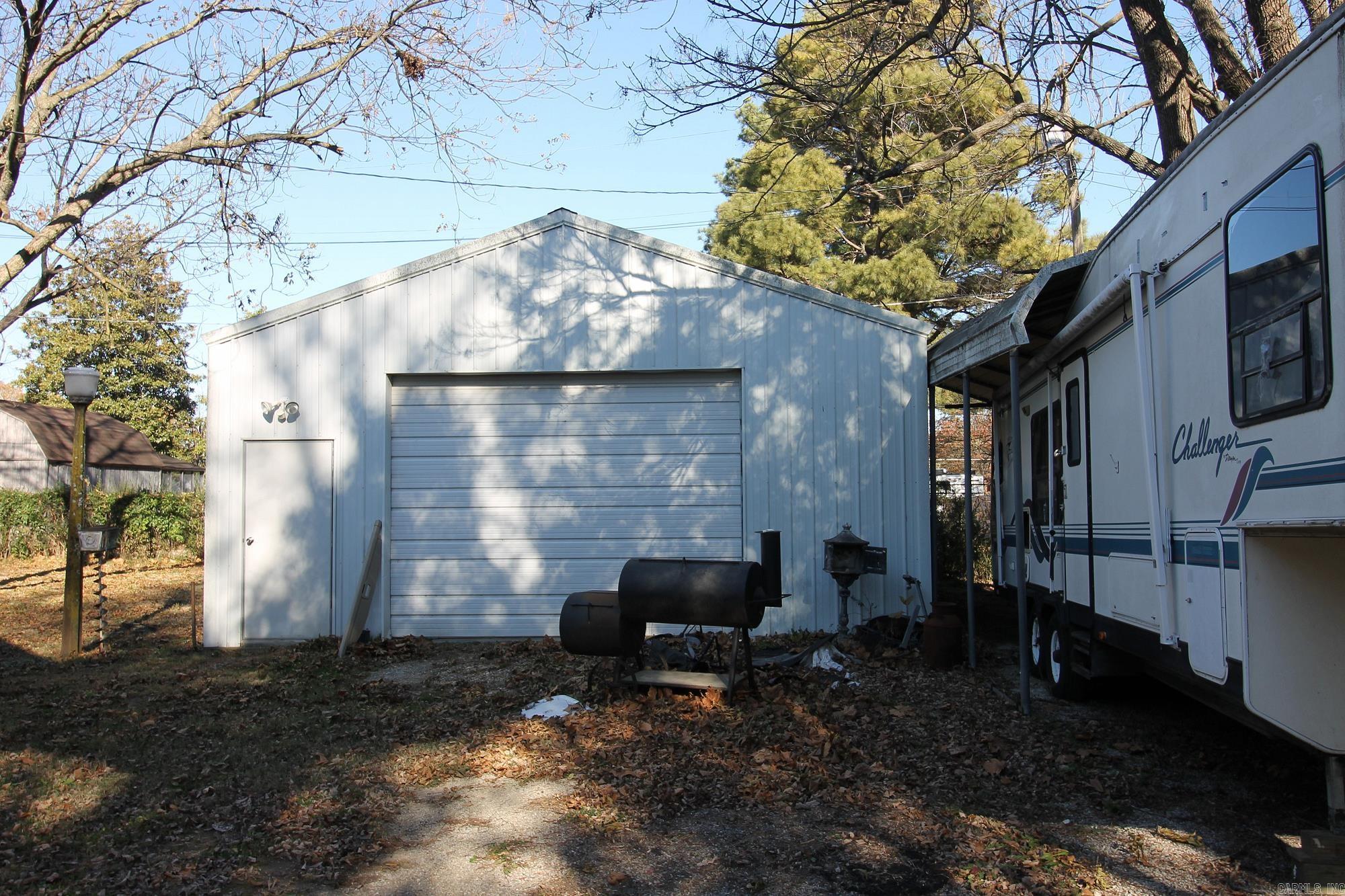 708 W 6th  Rector, AR