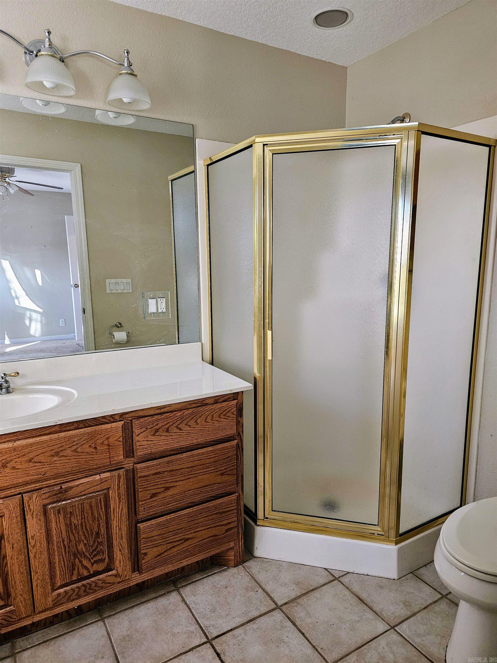 6  Hendaye  Hot Springs Village, AR