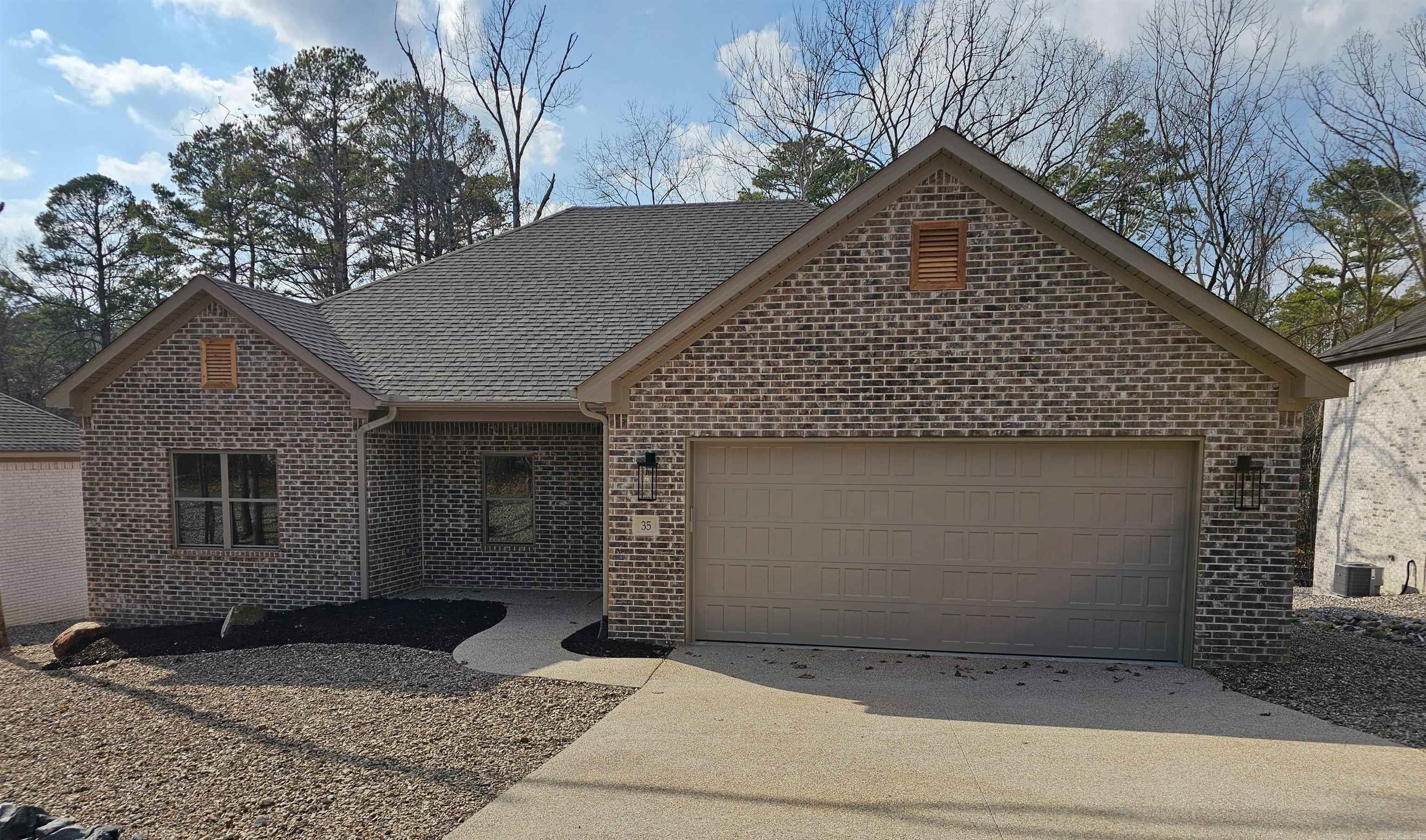 35  Pacifica  Hot Springs Village, AR