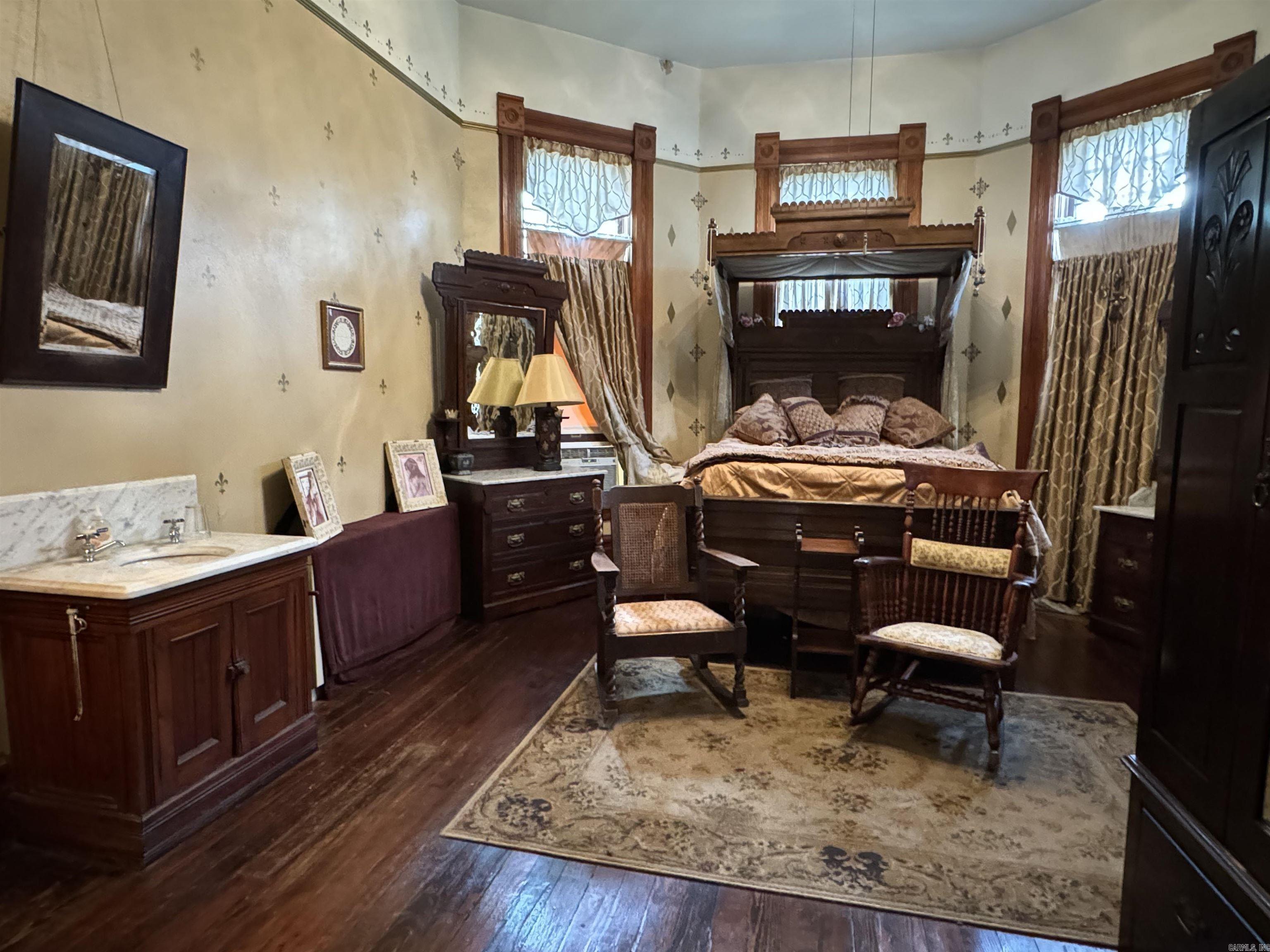 808  PARK  Hot Springs, AR
