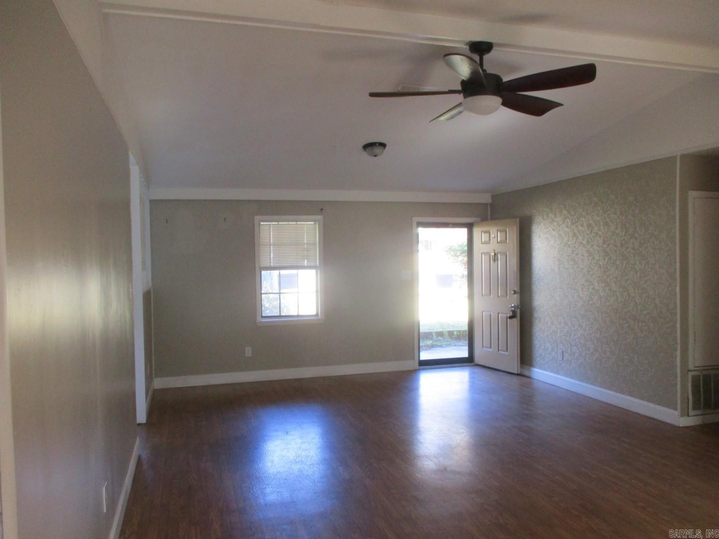 8006 S Pinewood  Pine Bluff, AR