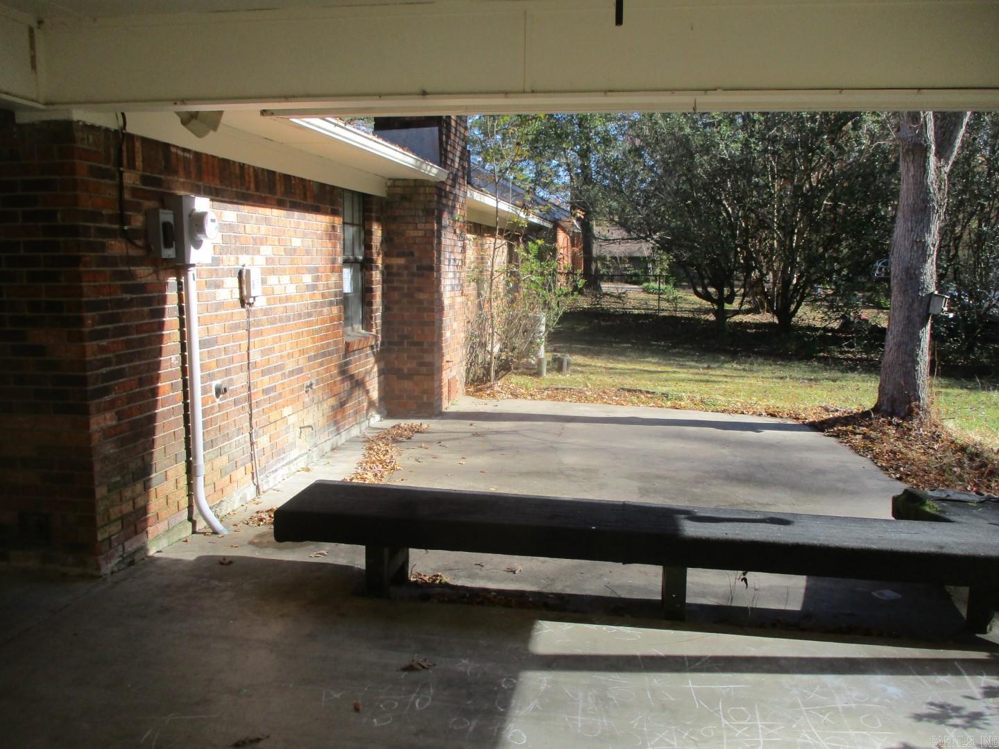8006 S Pinewood  Pine Bluff, AR