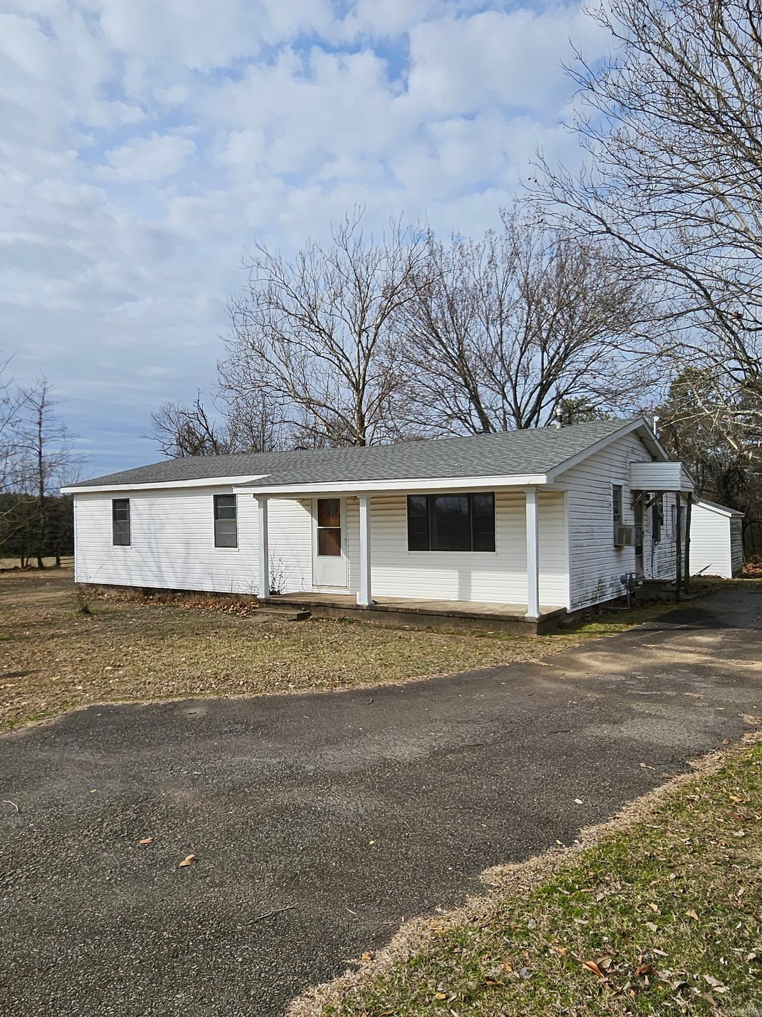 571  Gravel Hill  Russellville, AR
