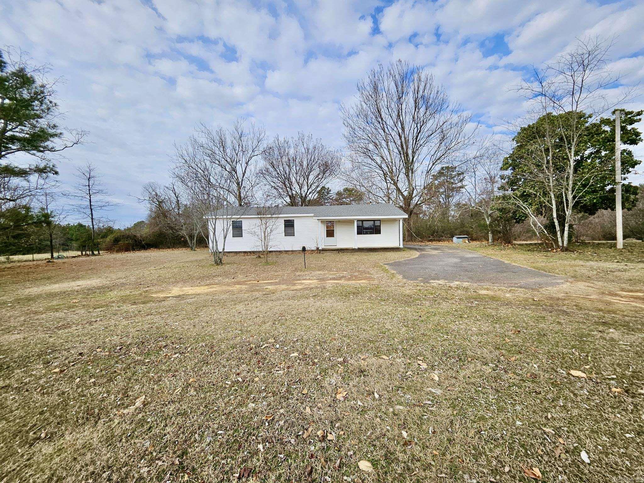 571  Gravel Hill  Russellville, AR