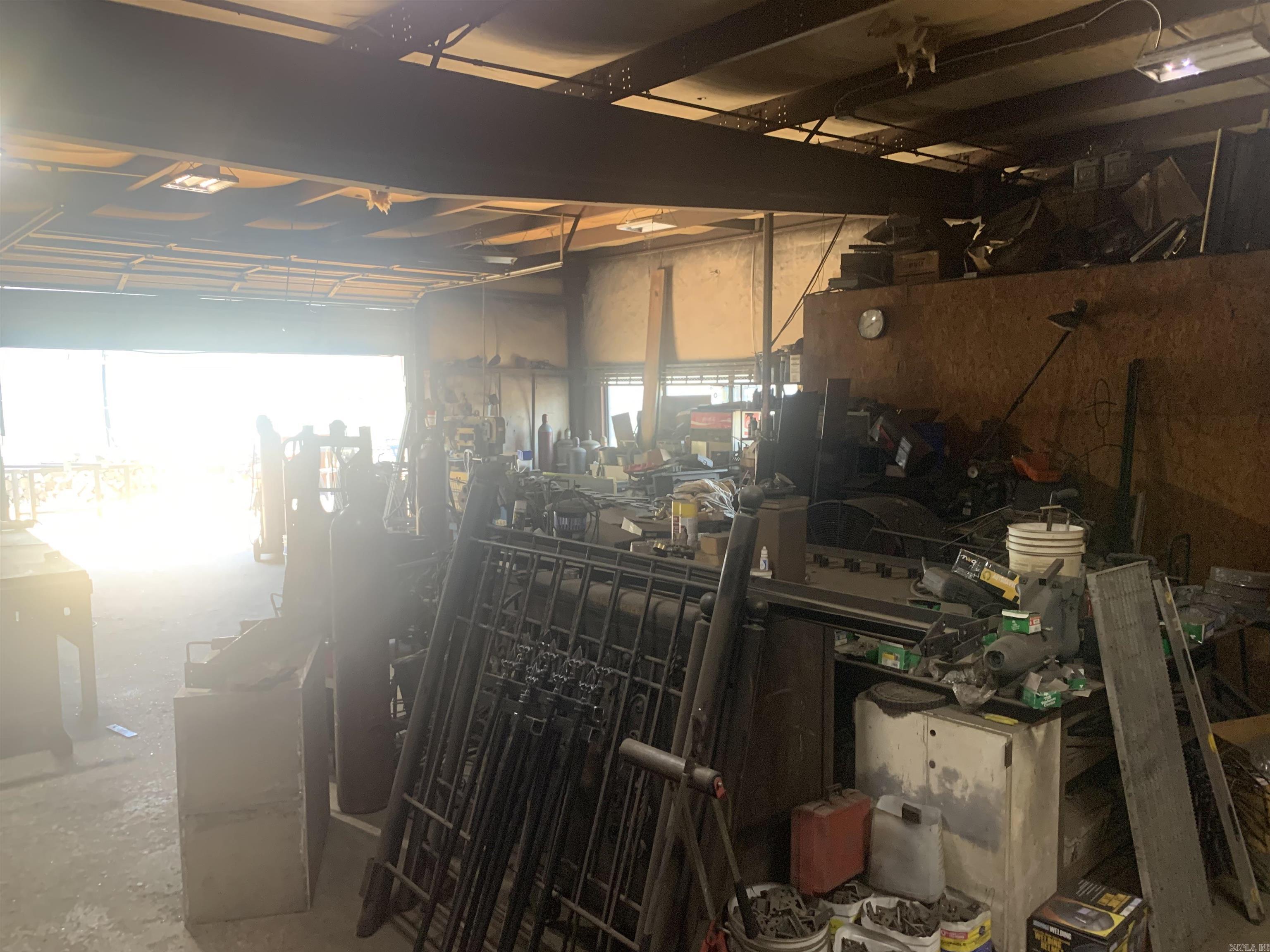 1301 W Pleasure  Searcy, AR