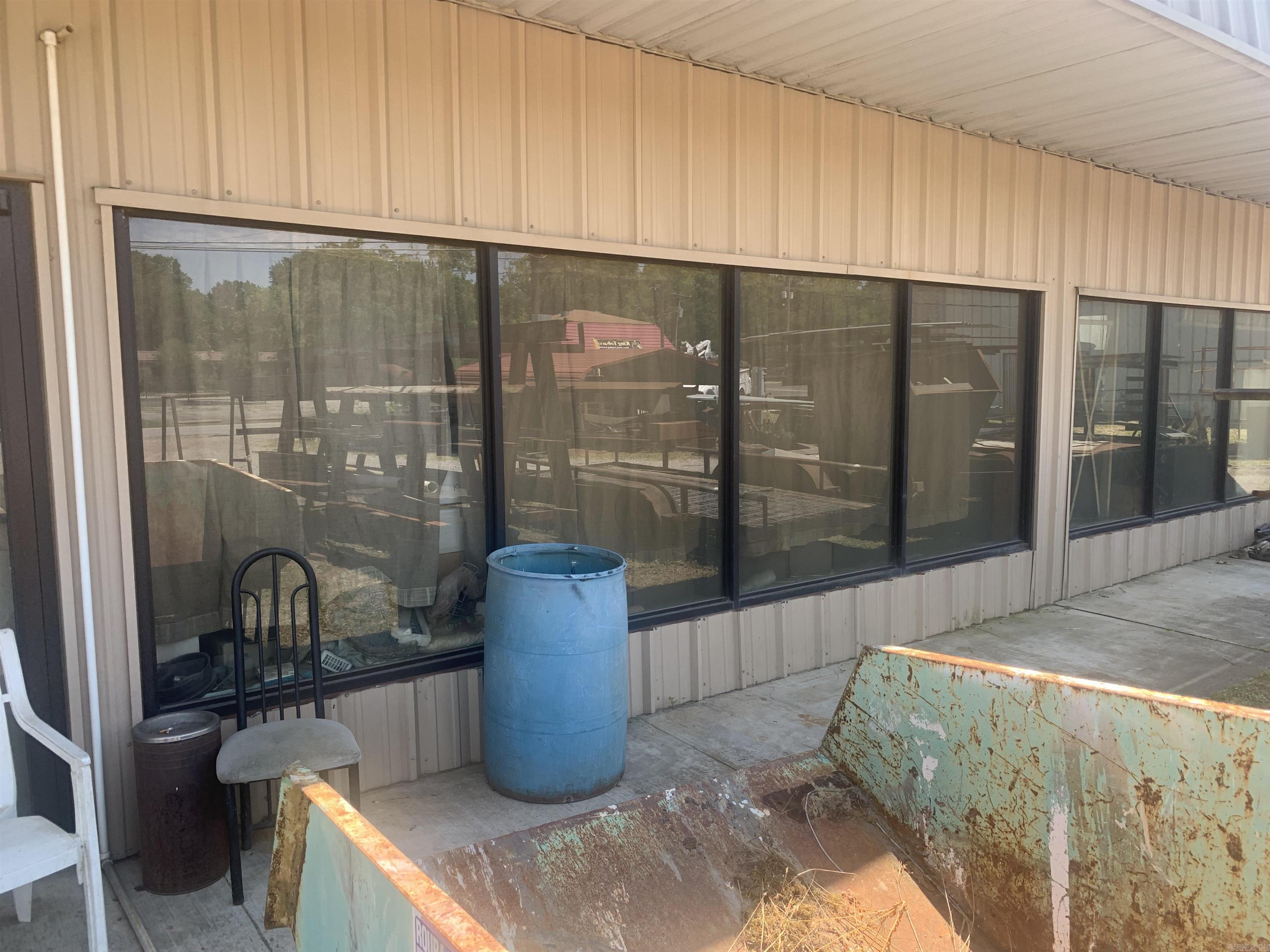 1301 W Pleasure  Searcy, AR