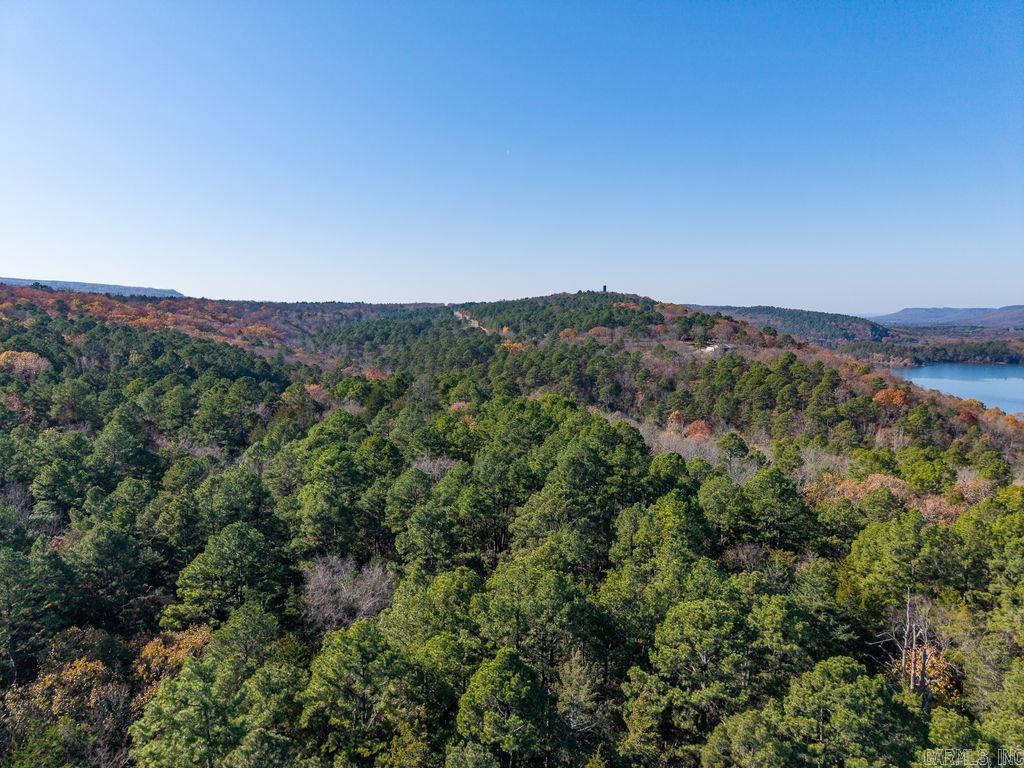   109  Paris, AR
