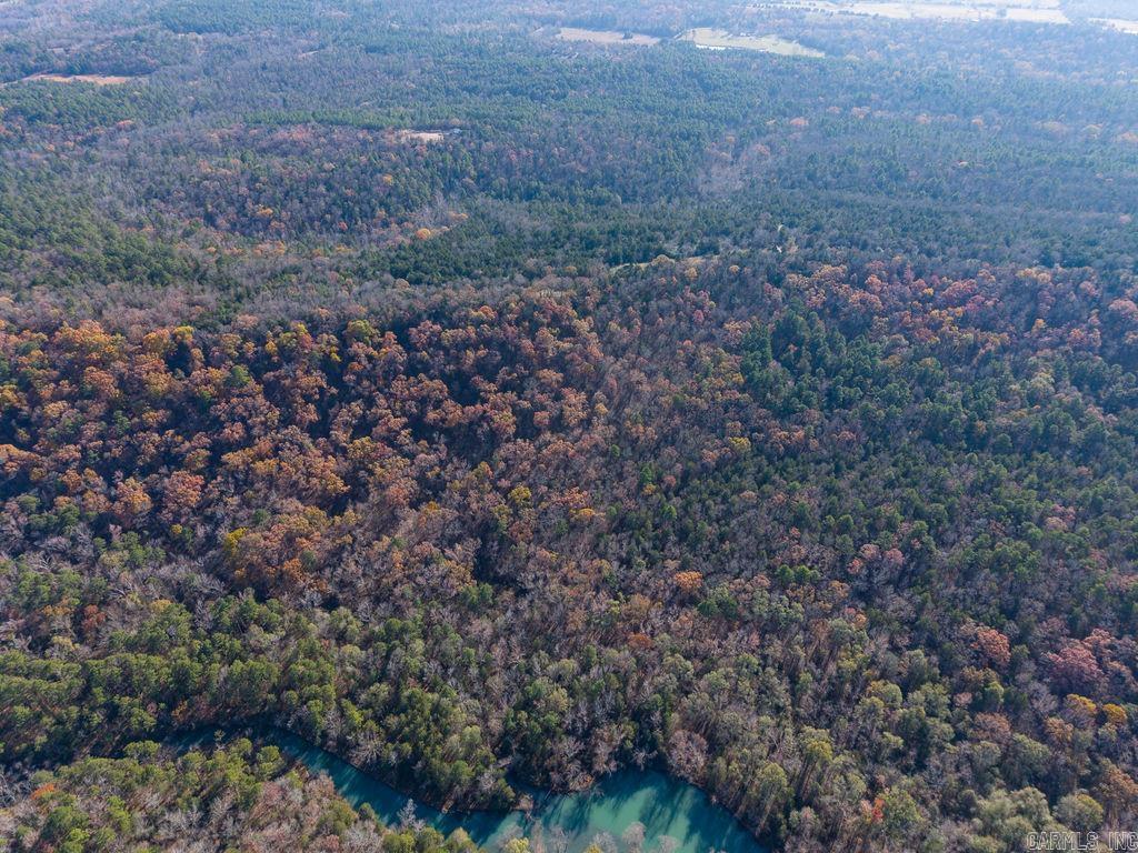   109  Paris, AR