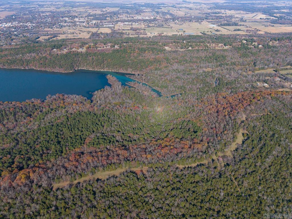   109  Paris, AR