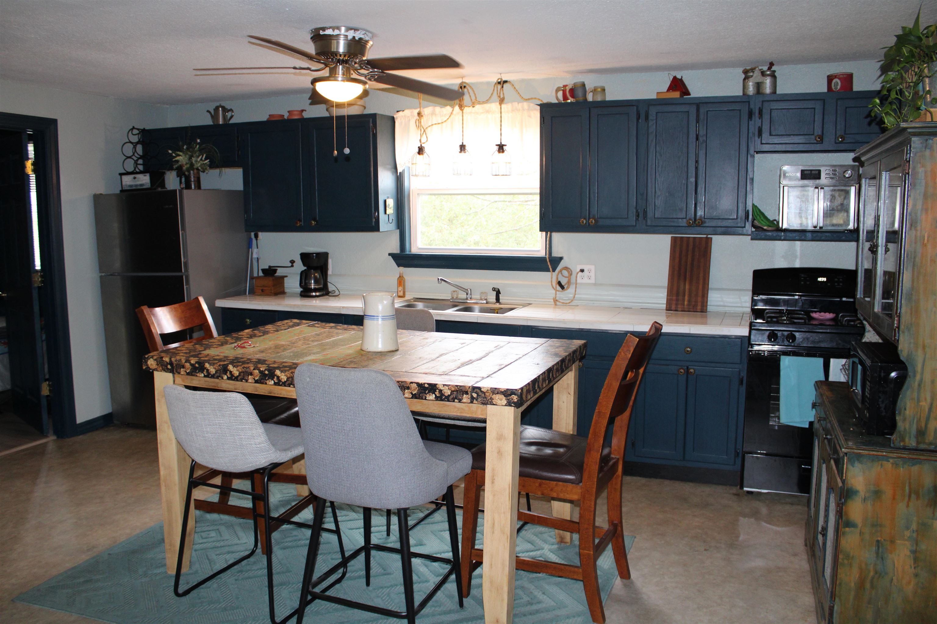 130  Maple  Calico Rock, AR