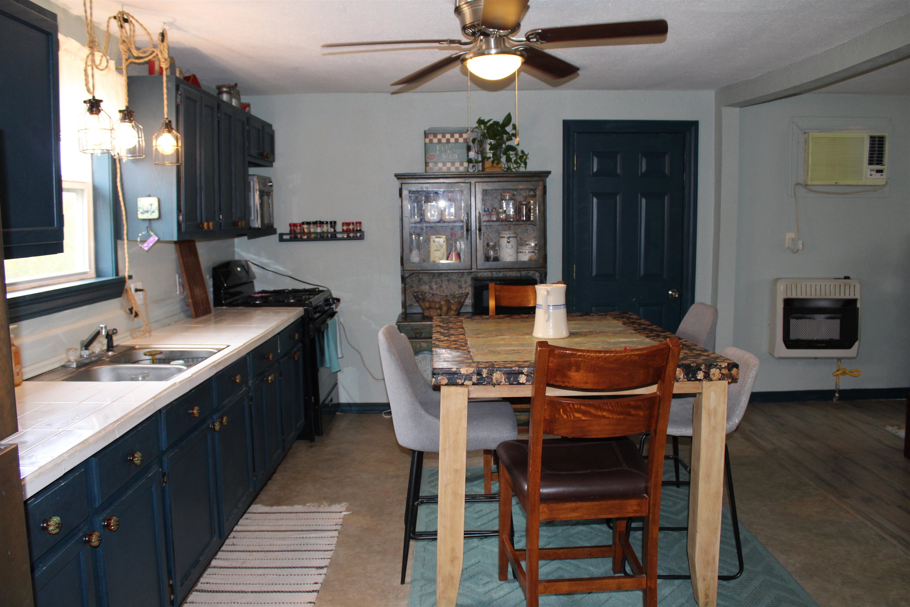 130  Maple  Calico Rock, AR